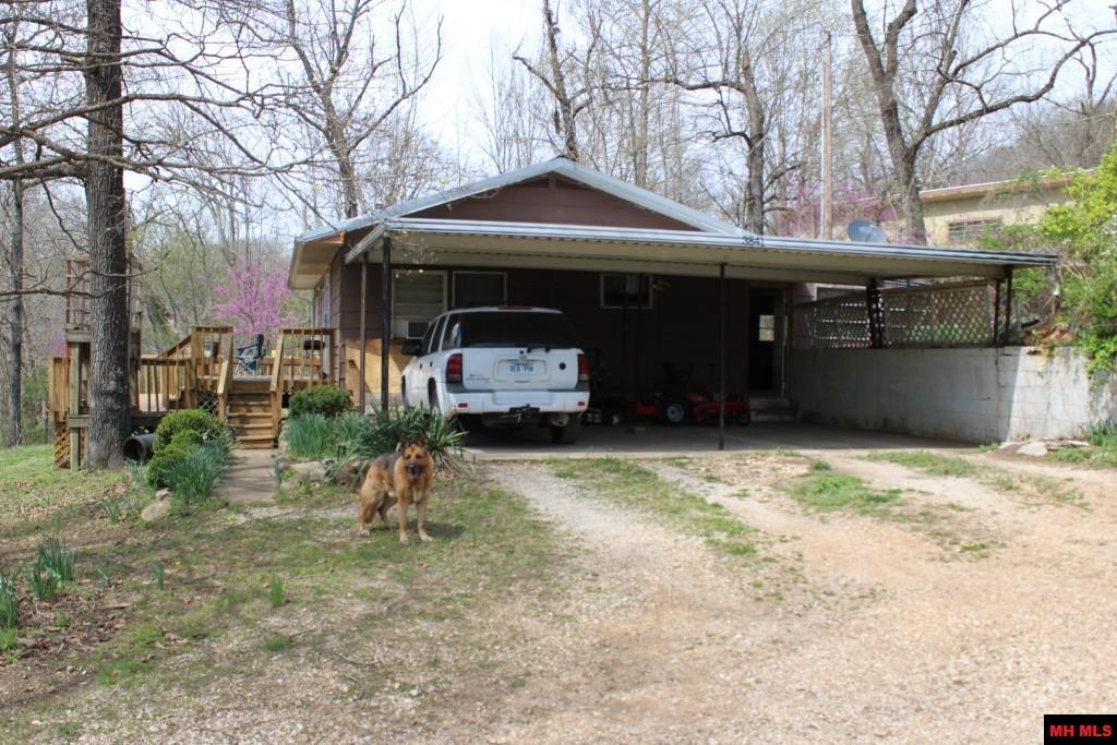3841 TALL OAKS LANE Harrison, AR 72601
