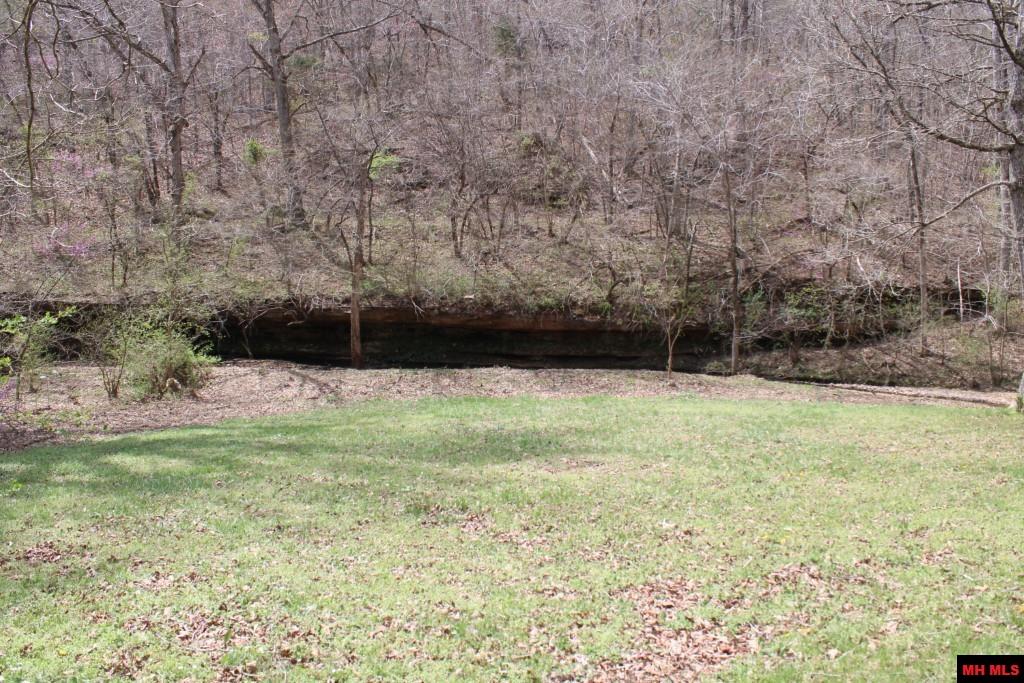 3841 TALL OAKS LANE Harrison, AR 72601