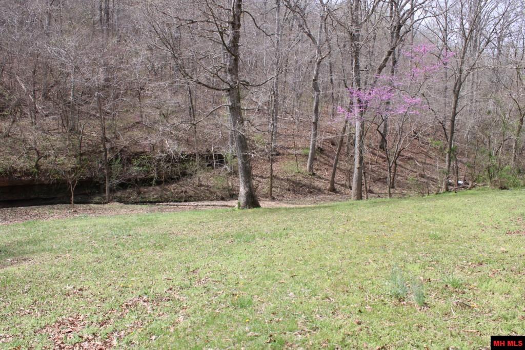 3841 TALL OAKS LANE Harrison, AR 72601