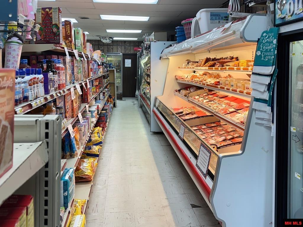 13683 HWY 5 SOUTH Norfork, AR