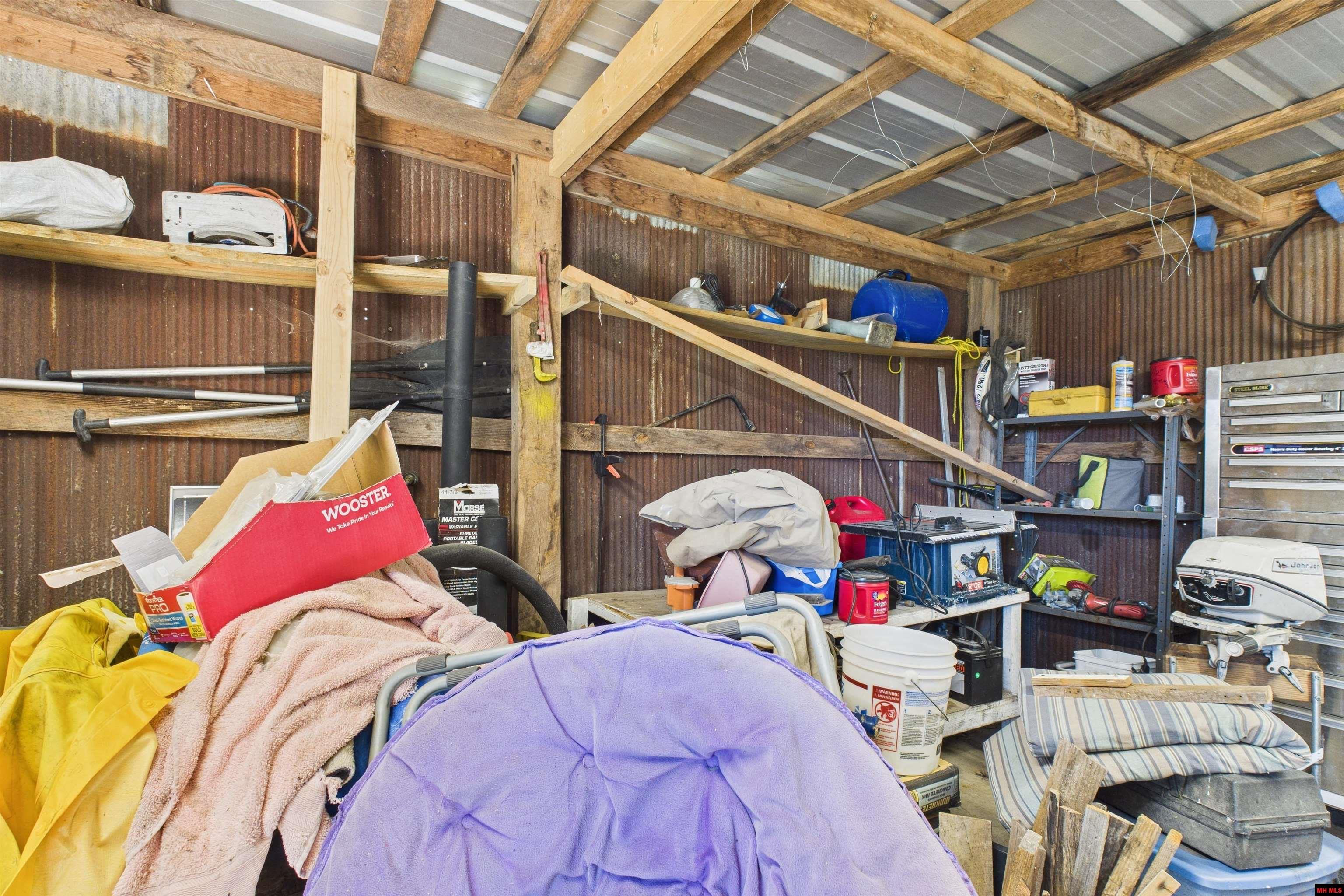 6595 PUSH MOUNTAIN ROAD Norfork, AR 72658