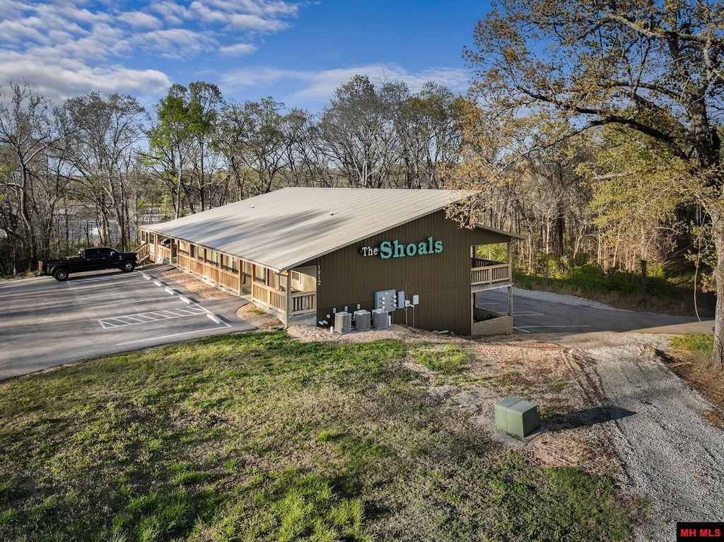 1912 A2 CENTRAL BOULEVARD Bull Shoals, AR 72619