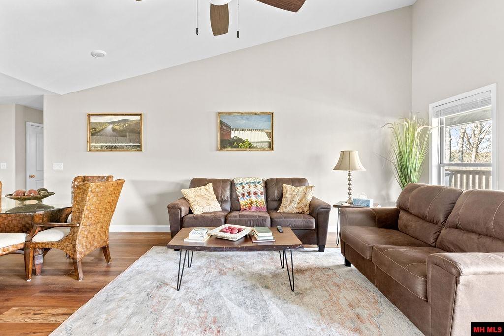 1912 A2 CENTRAL BOULEVARD Bull Shoals, AR 72619