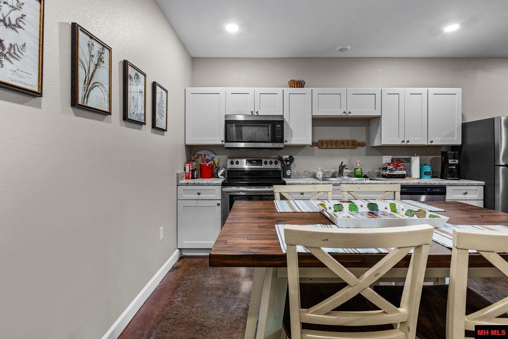 1912 A5 CENTRAL BOULEVARD Bull Shoals, AR 72619