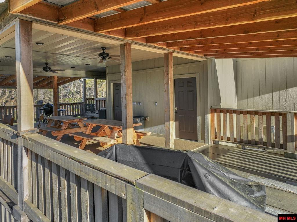 1912 A5 CENTRAL BOULEVARD Bull Shoals, AR 72619