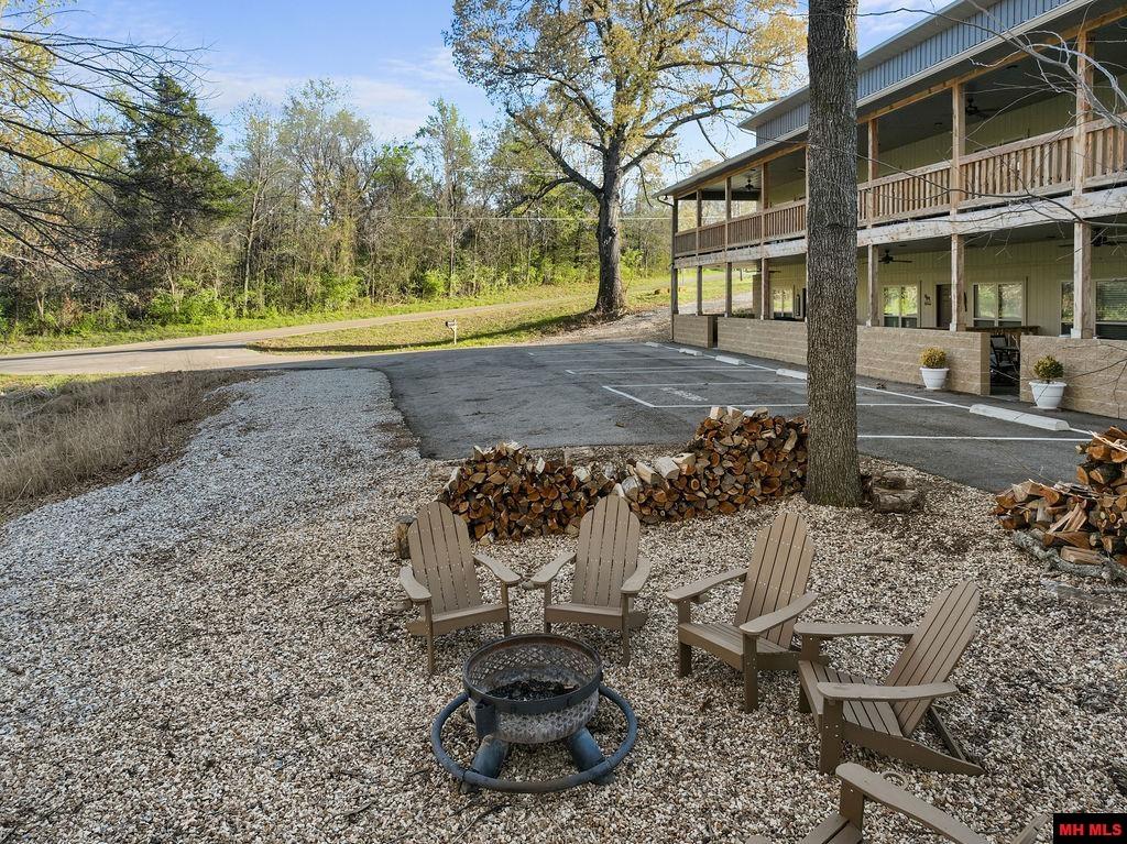 1912 A5 CENTRAL BOULEVARD Bull Shoals, AR 72619