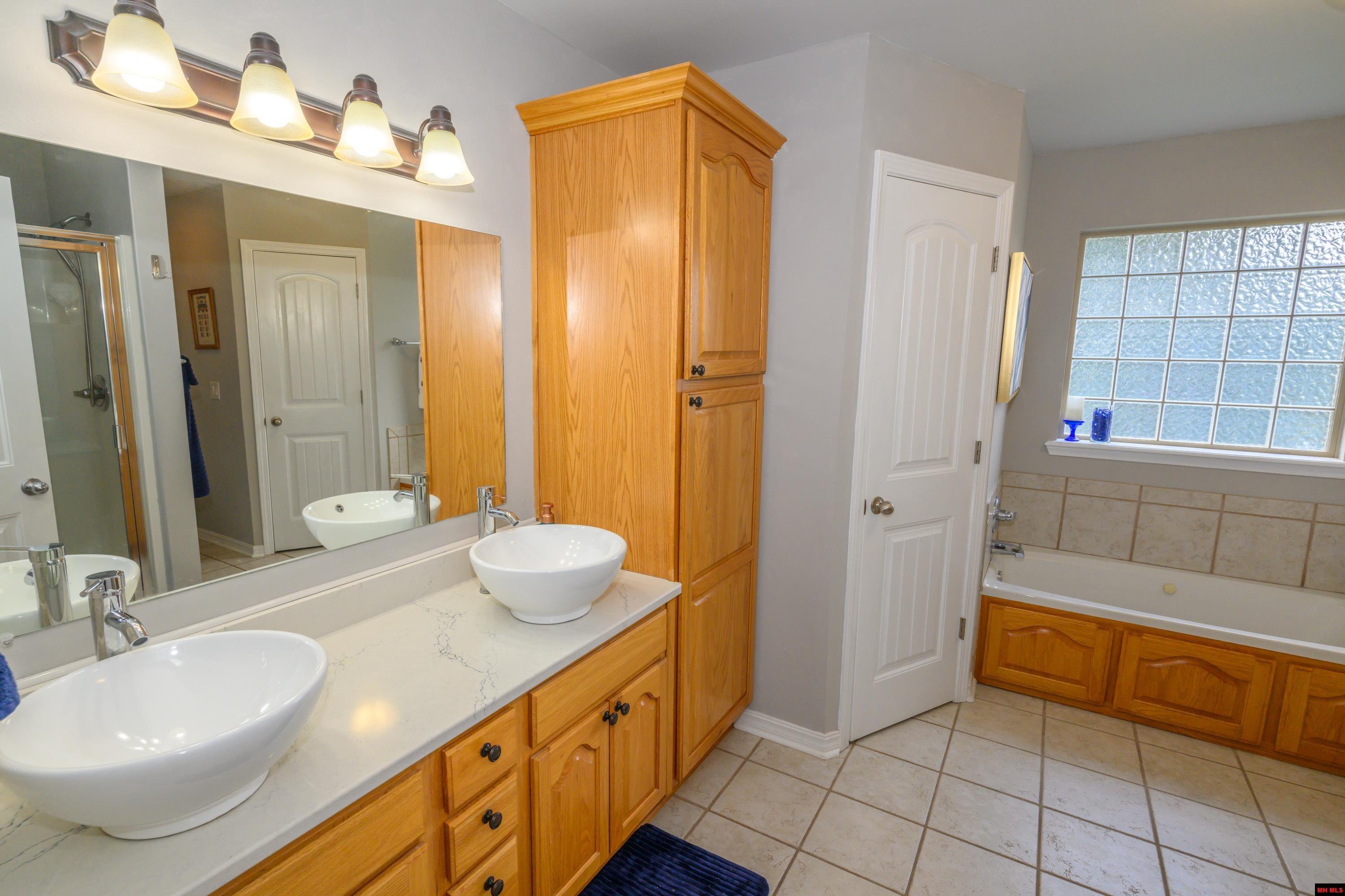 325 MAGNESS DRIVE Gassville, AR