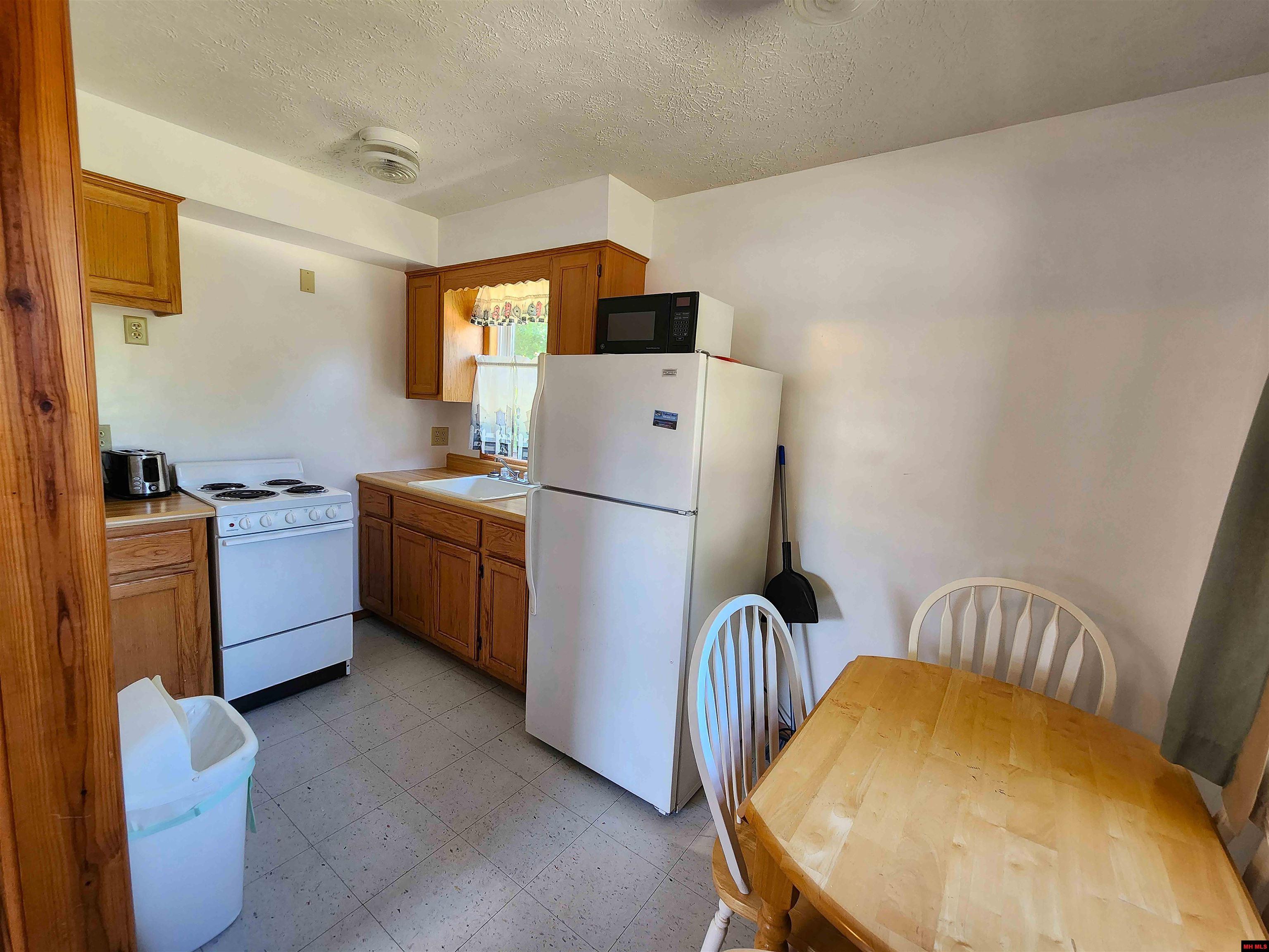 205 PINEHURST POINT Bull Shoals, AR