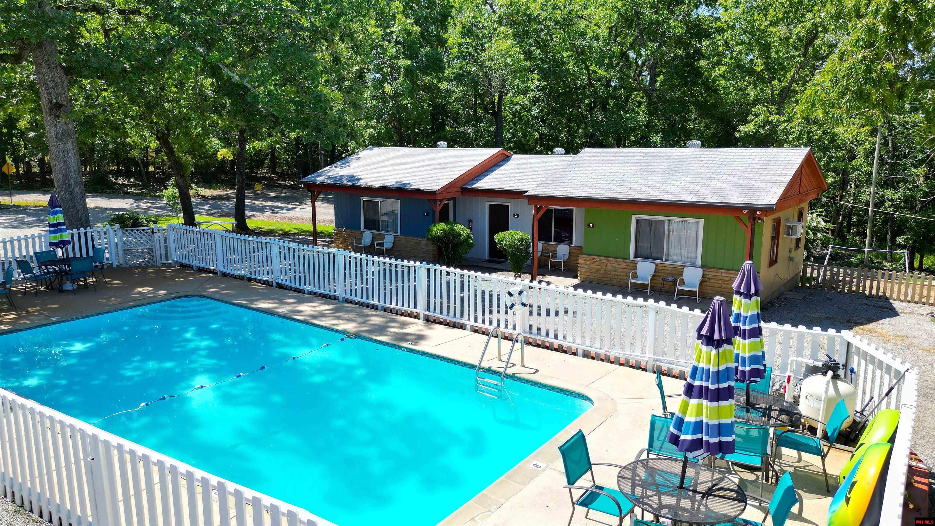 205 PINEHURST POINT Bull Shoals, AR