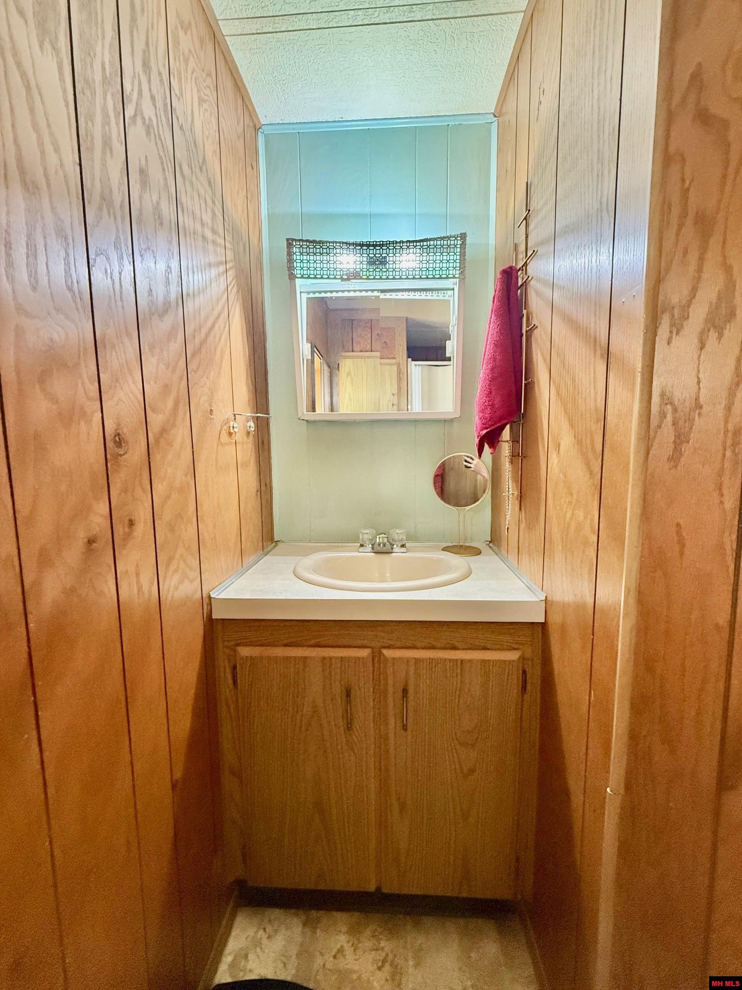 661 NUBBIN RIDGE ROAD Lakeview, AR
