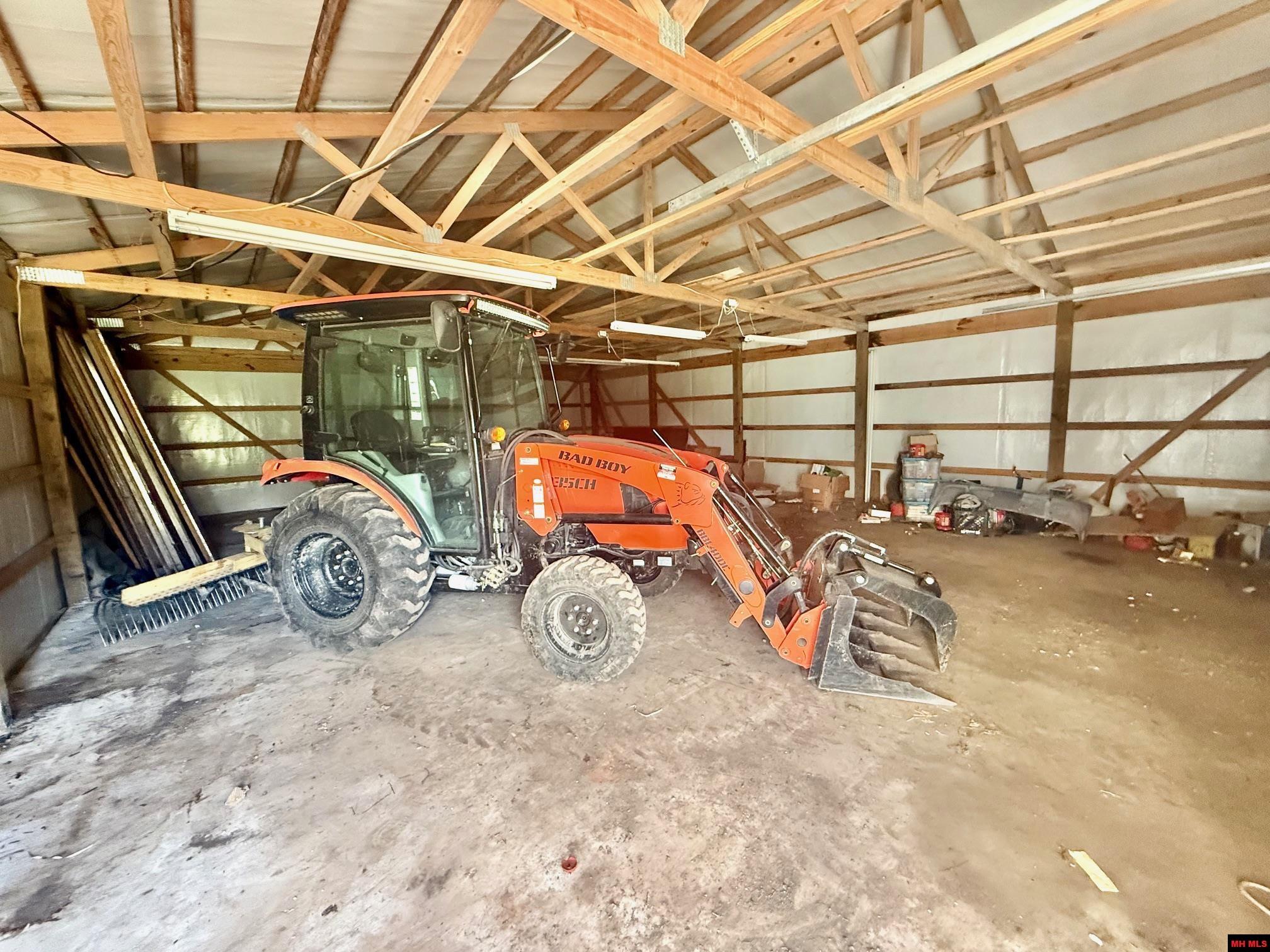 6577 HWY 202 Flippin, AR 72634