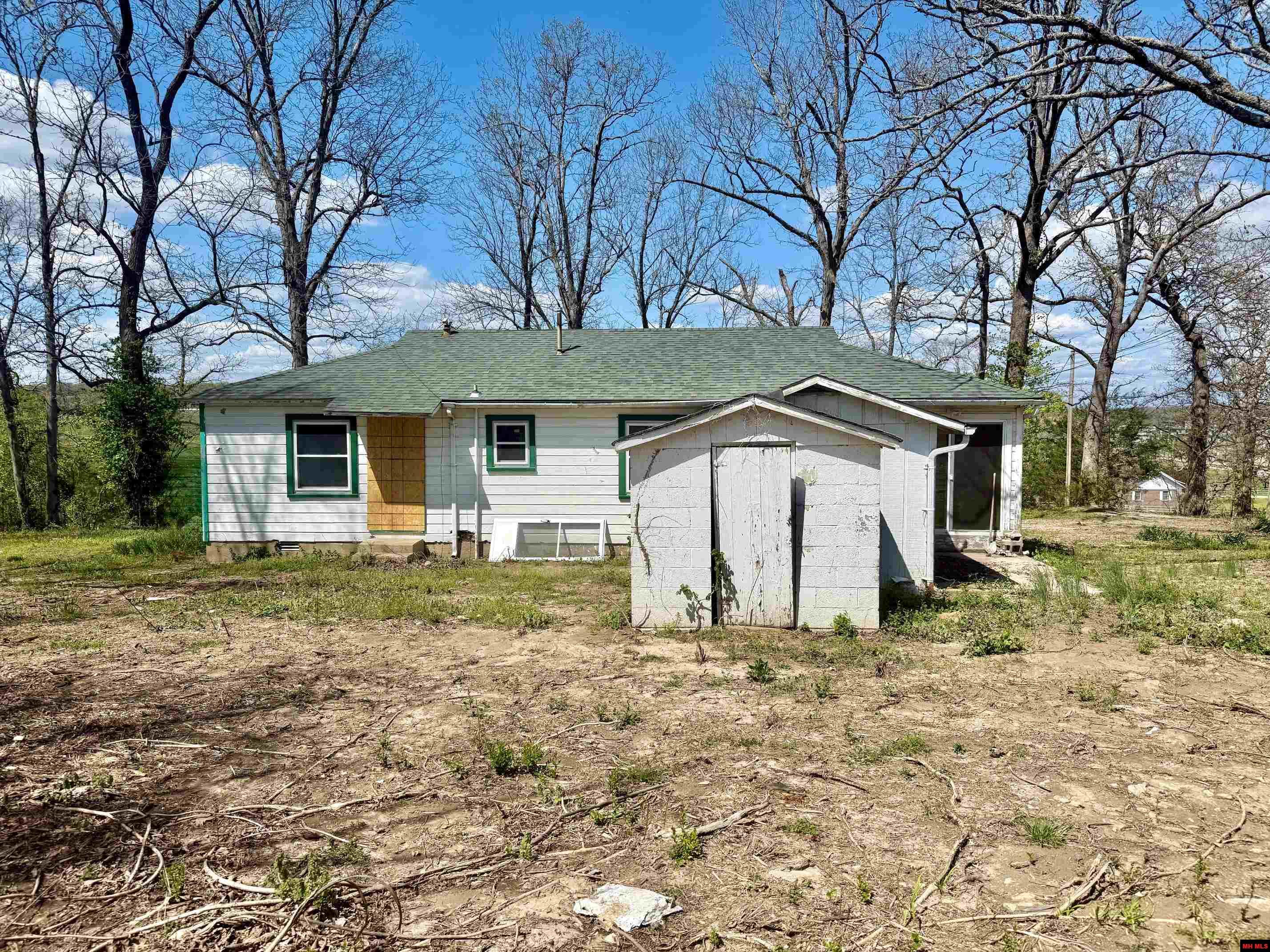 6577 HWY 202 Flippin, AR 72634