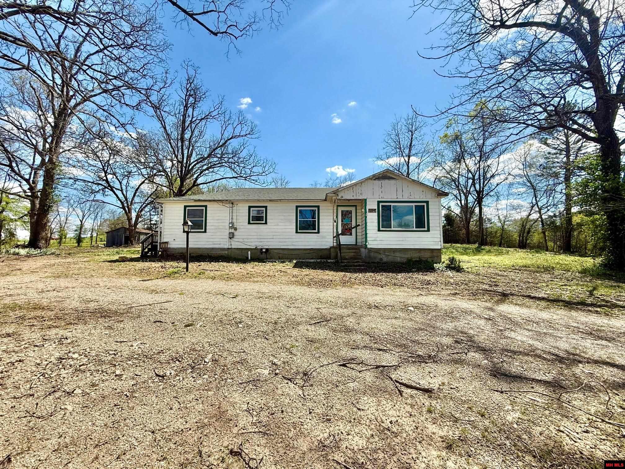 6577 HWY 202 Flippin, AR 72634
