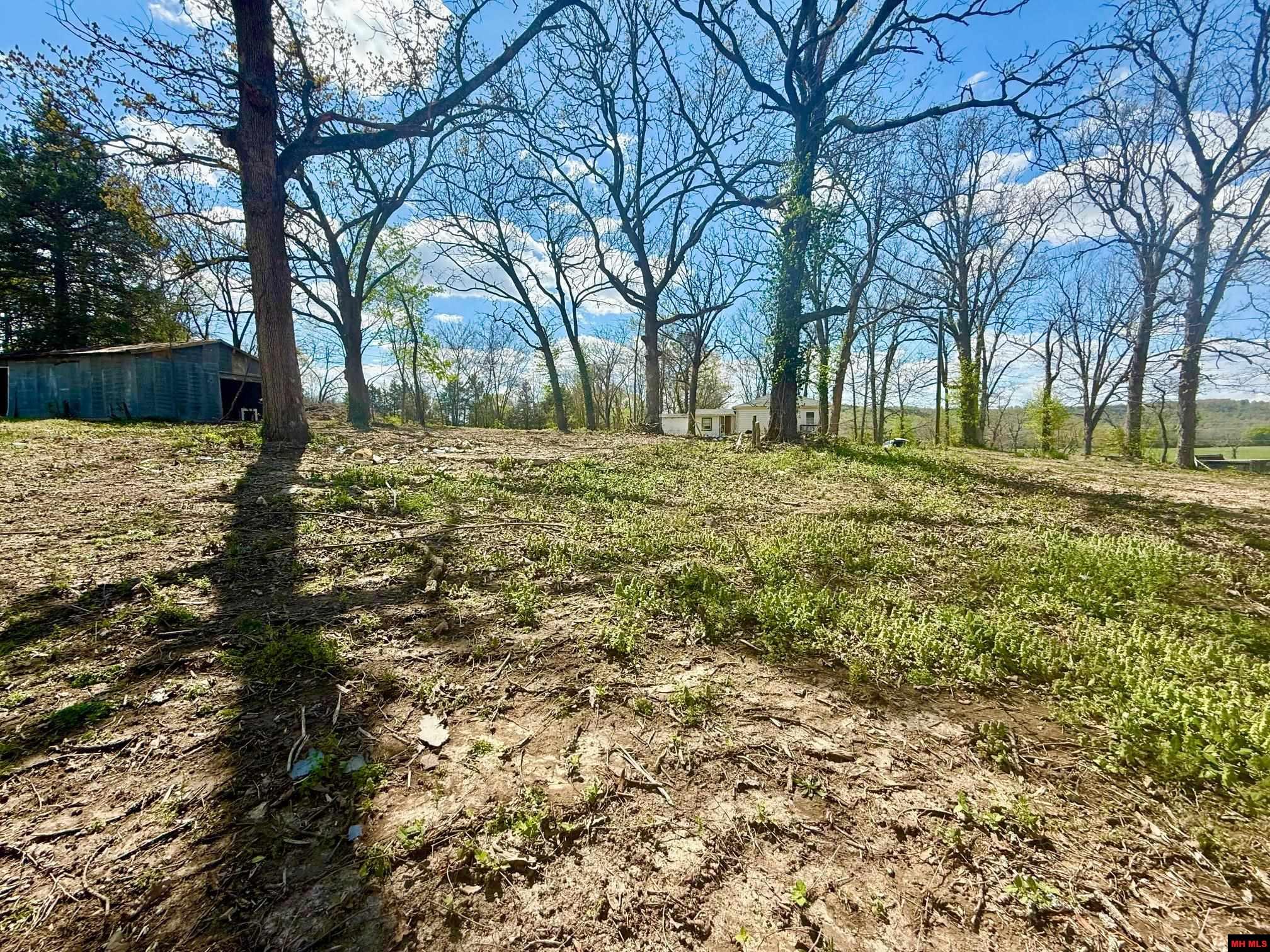 6577 HWY 202 Flippin, AR 72634