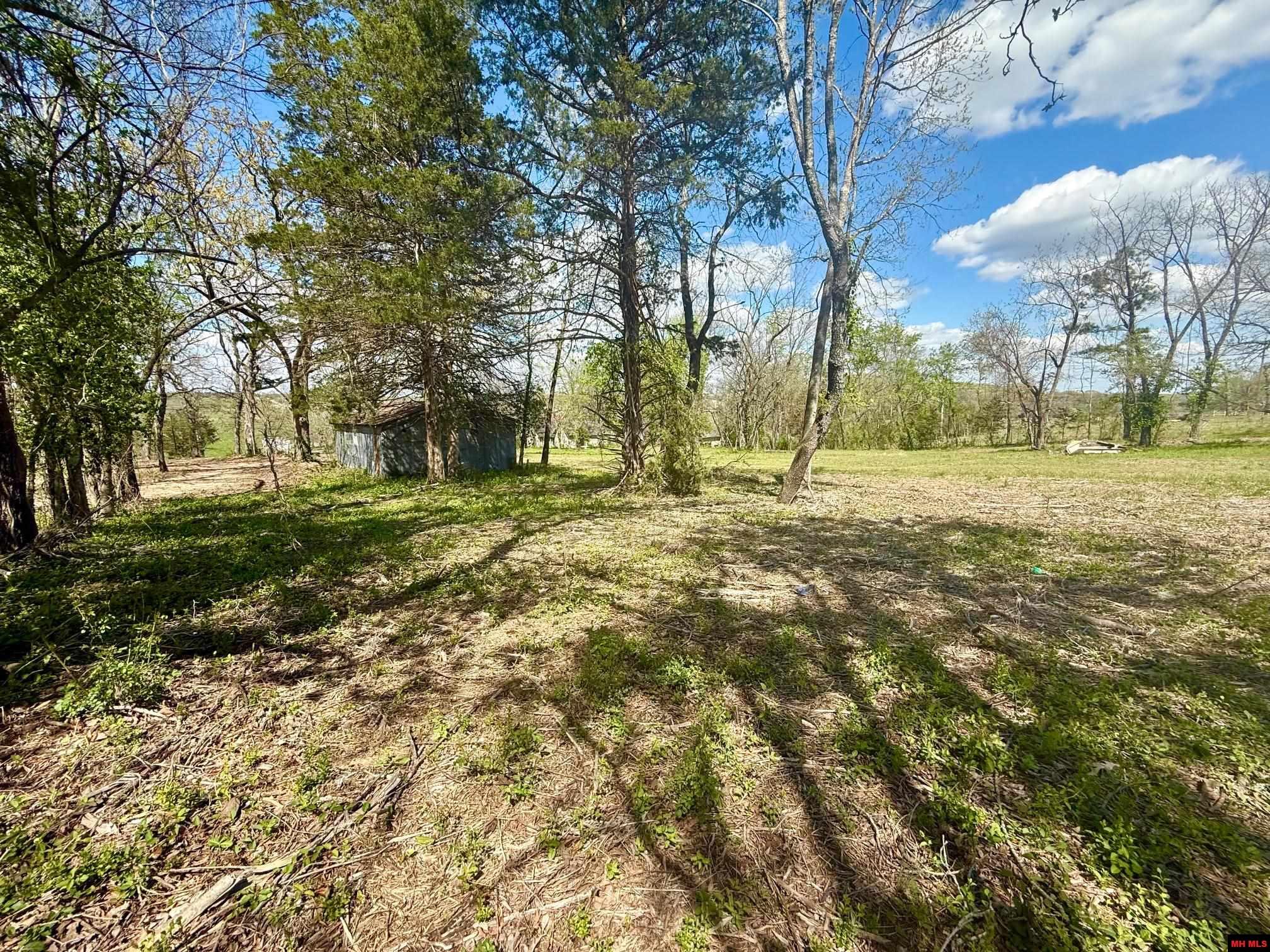 6577 HWY 202 Flippin, AR 72634