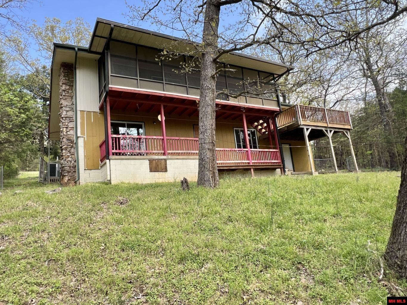 88 WABASH DRIVE Cherokee Village, AR