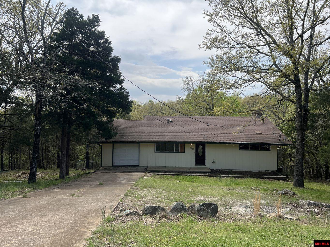 88 WABASH DRIVE Cherokee Village, AR