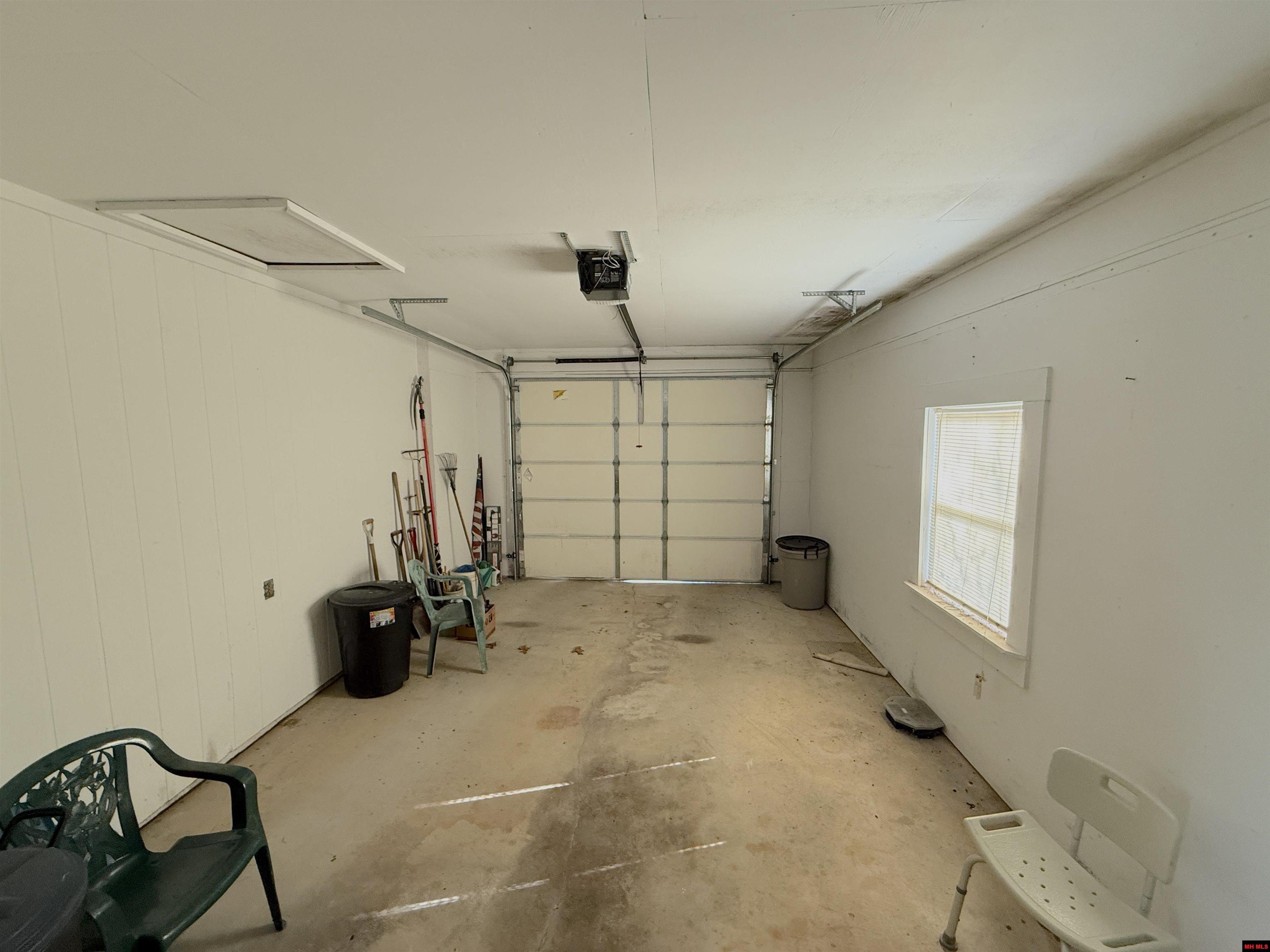 204 ROBIN HOOD LANE Horseshoe Bend, AR