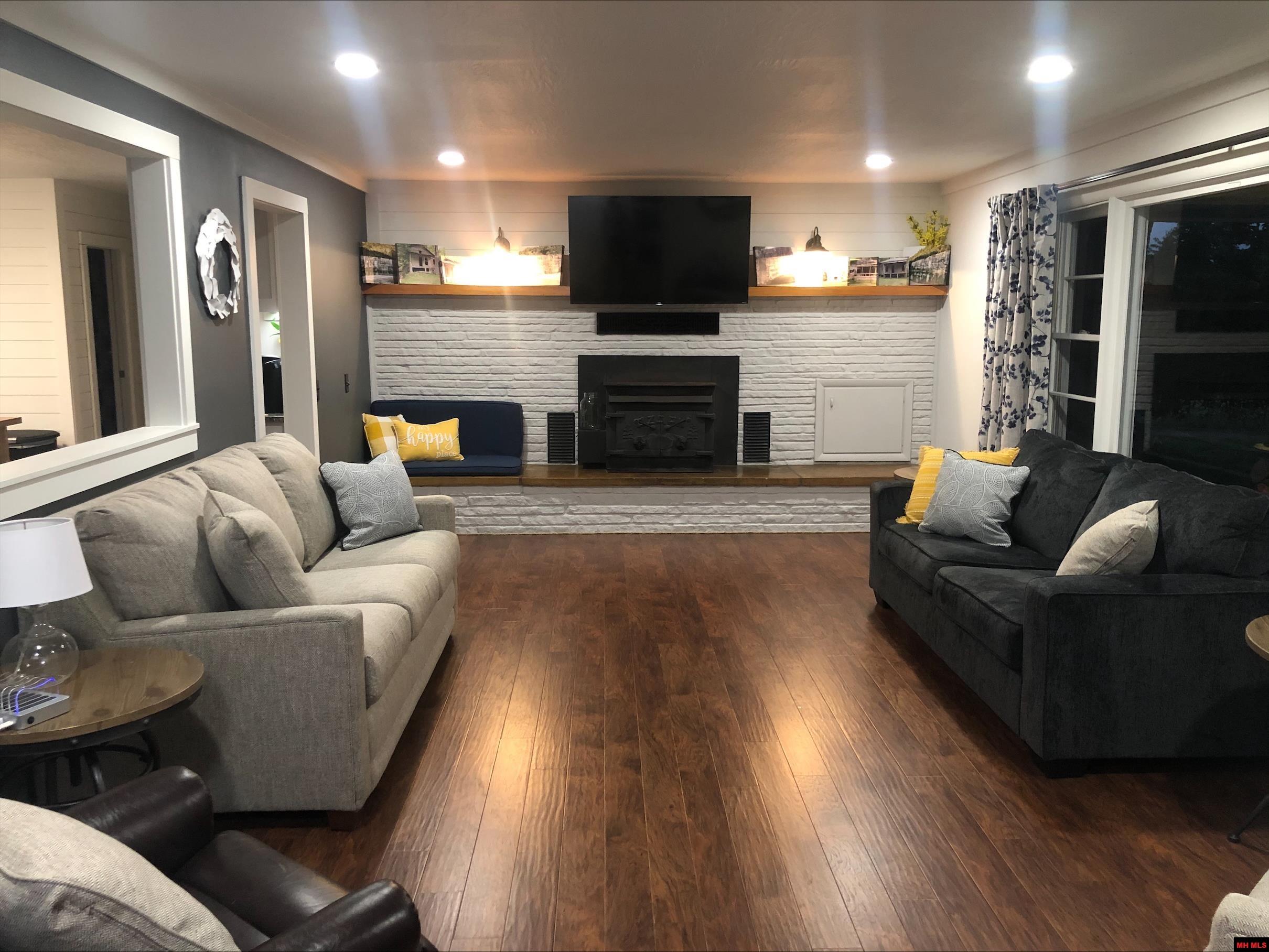 515 MC 5032 Yellville, AR 72687