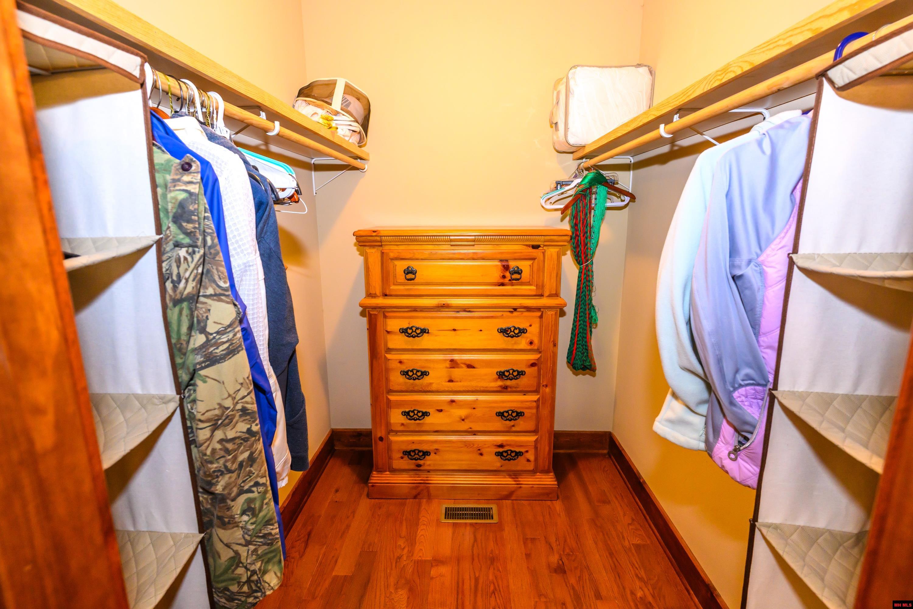 349 MCPHEARSON TERRACE Norfork, AR