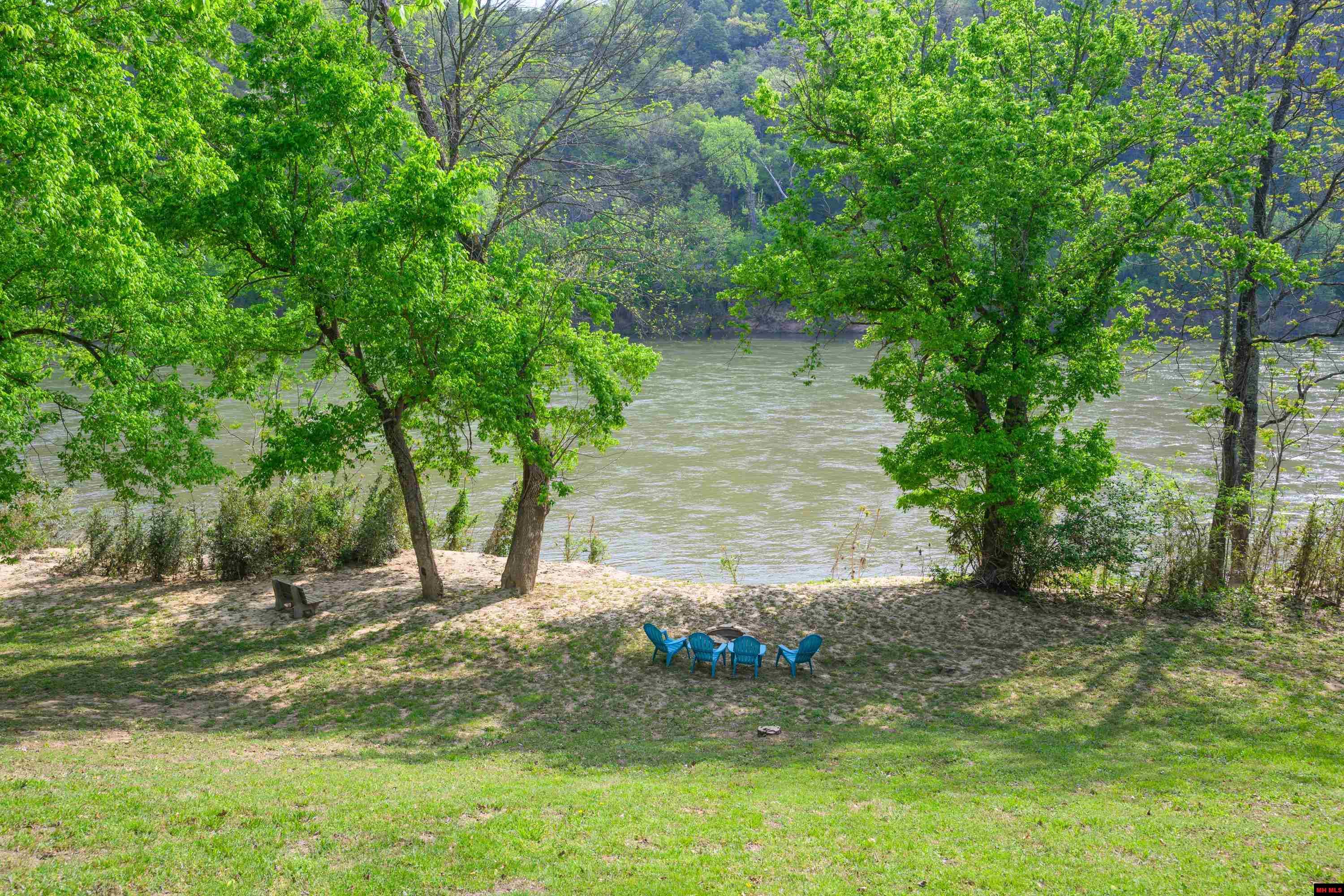 349 MCPHEARSON TERRACE Norfork, AR