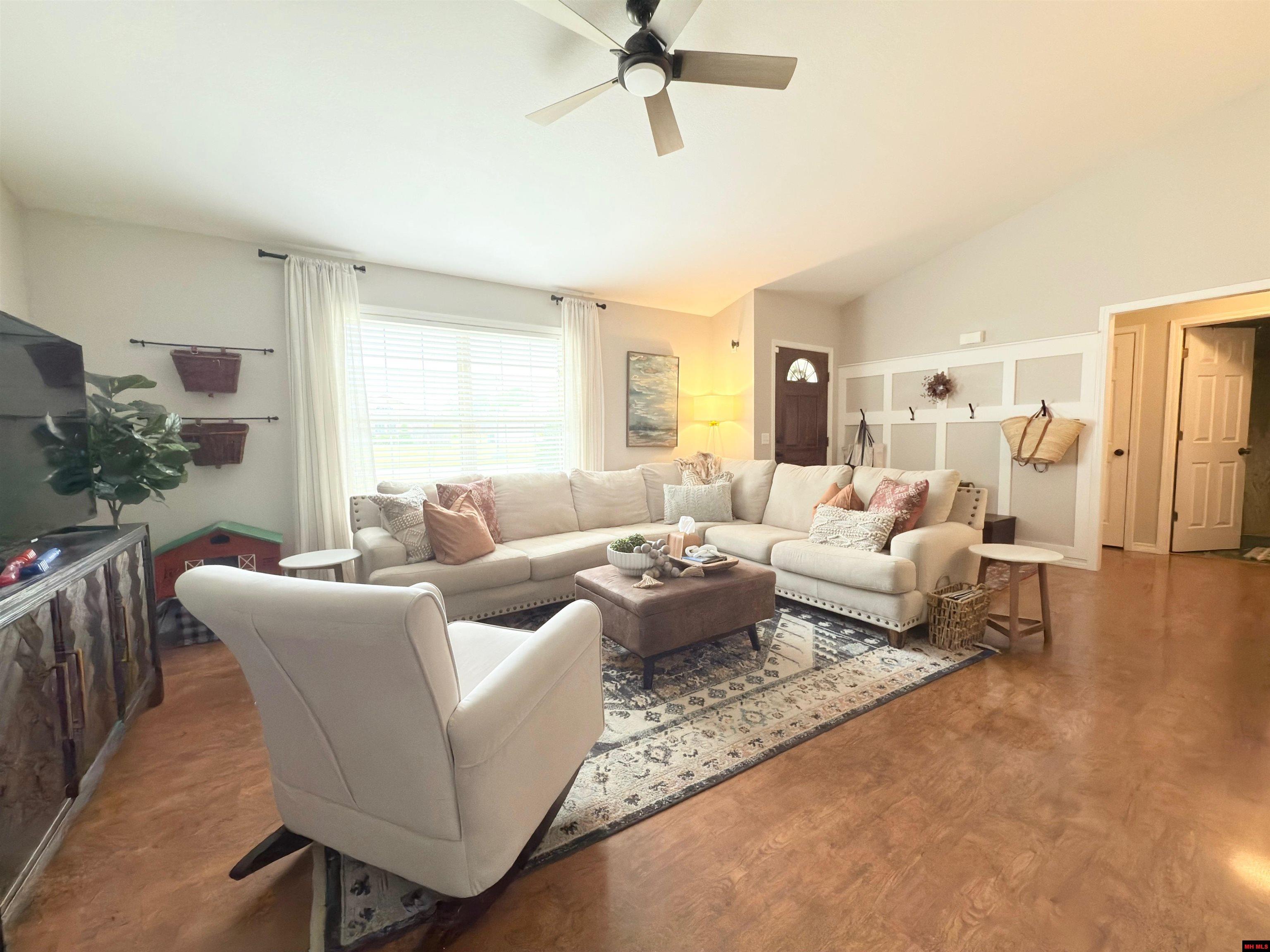243 MAGNESS DRIVE Gassville, AR