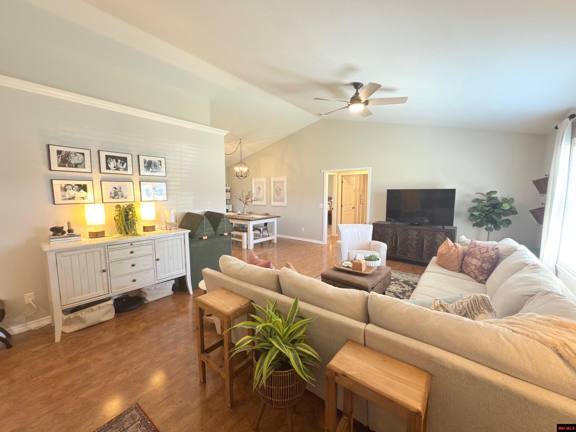 243 MAGNESS DRIVE Gassville, AR
