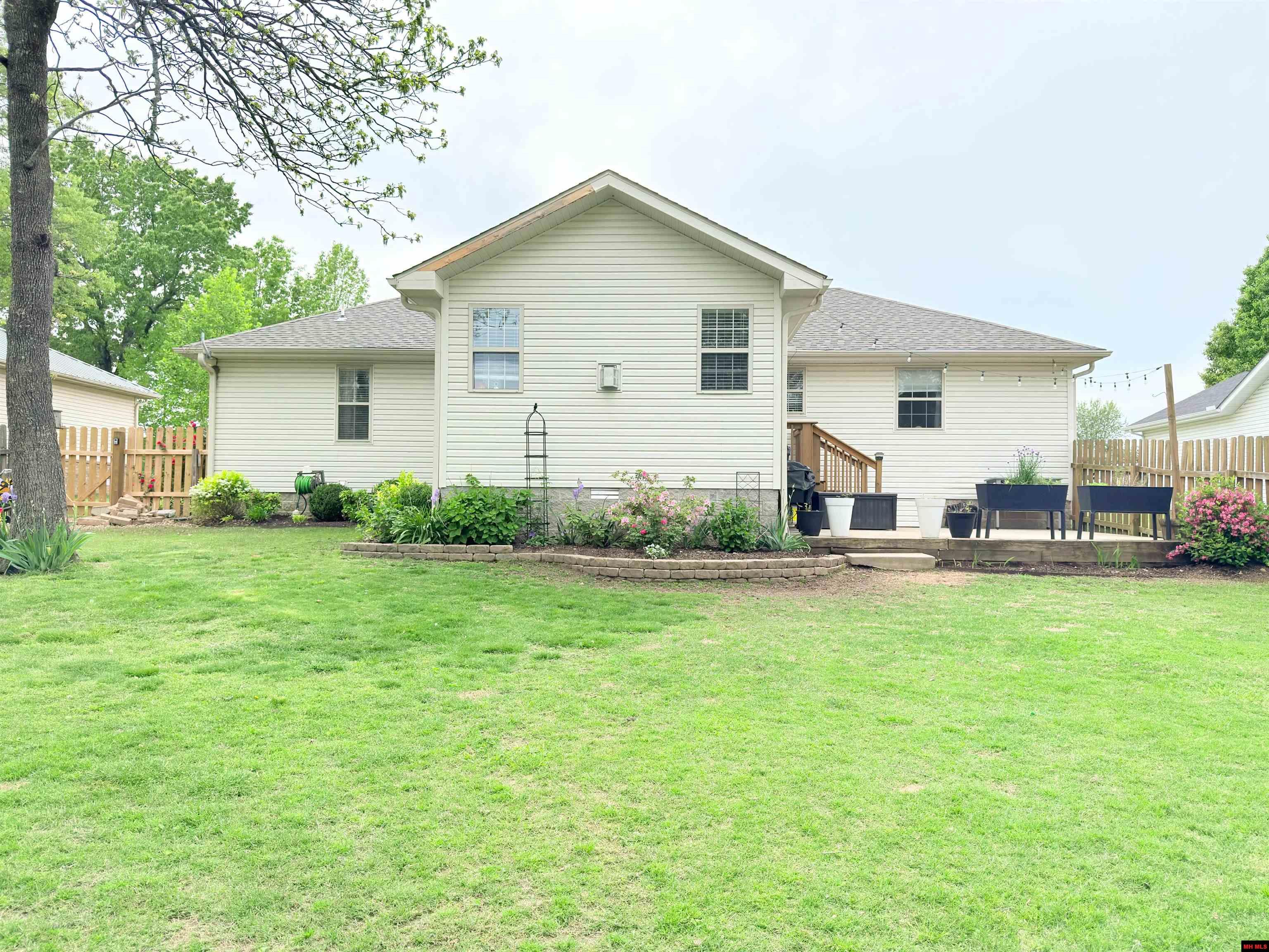 243 MAGNESS DRIVE Gassville, AR
