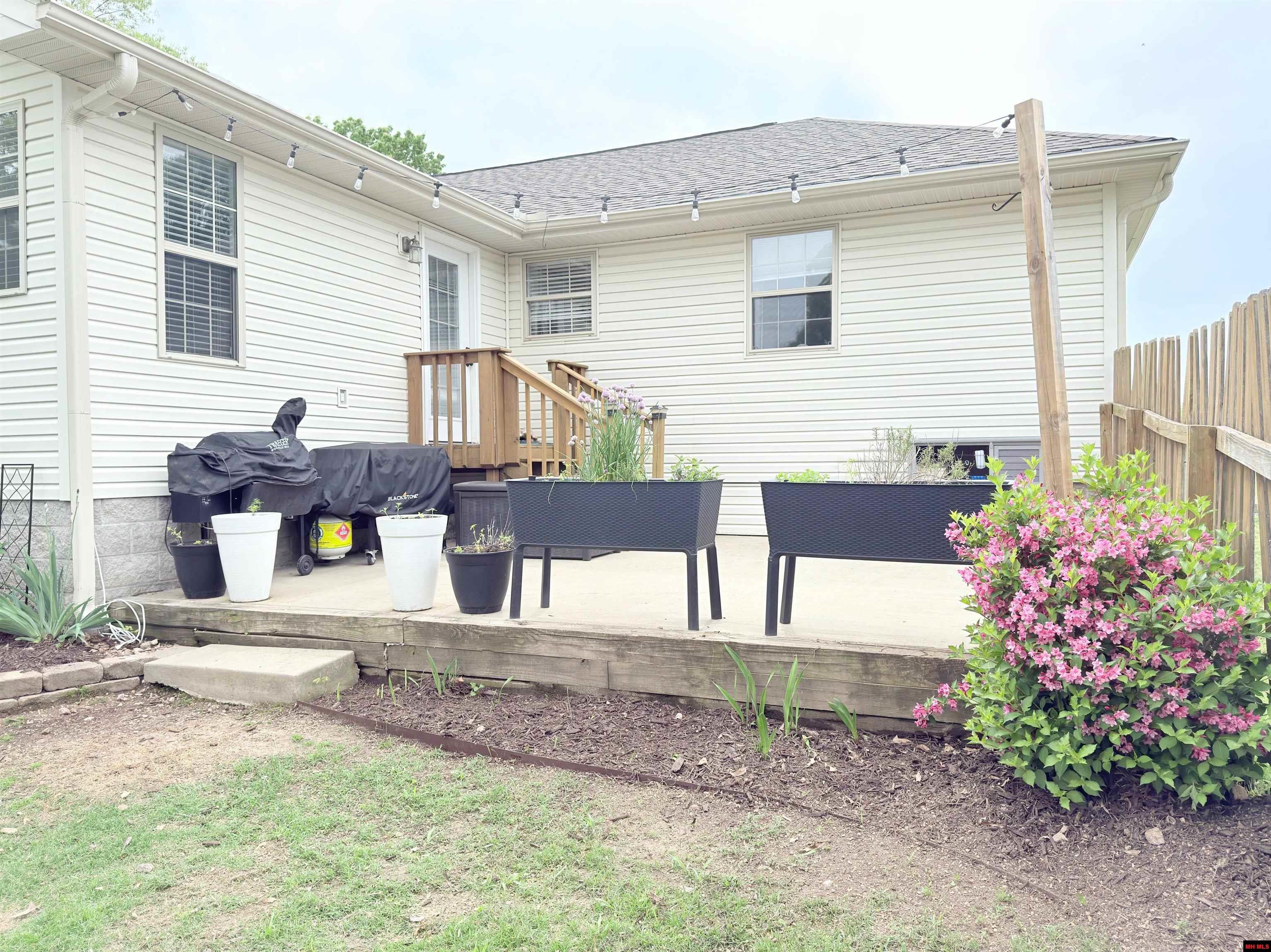 243 MAGNESS DRIVE Gassville, AR