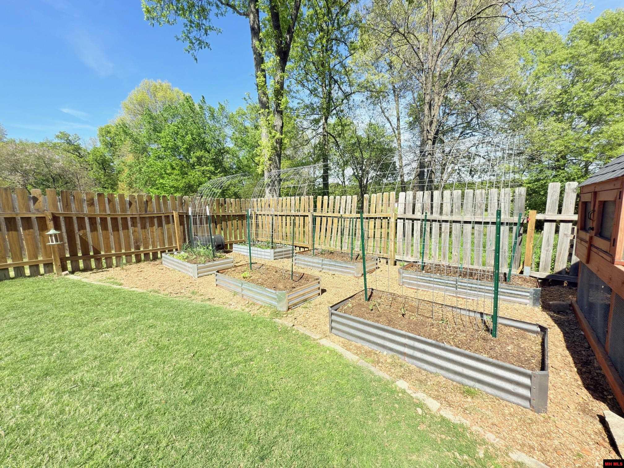 243 MAGNESS DRIVE Gassville, AR