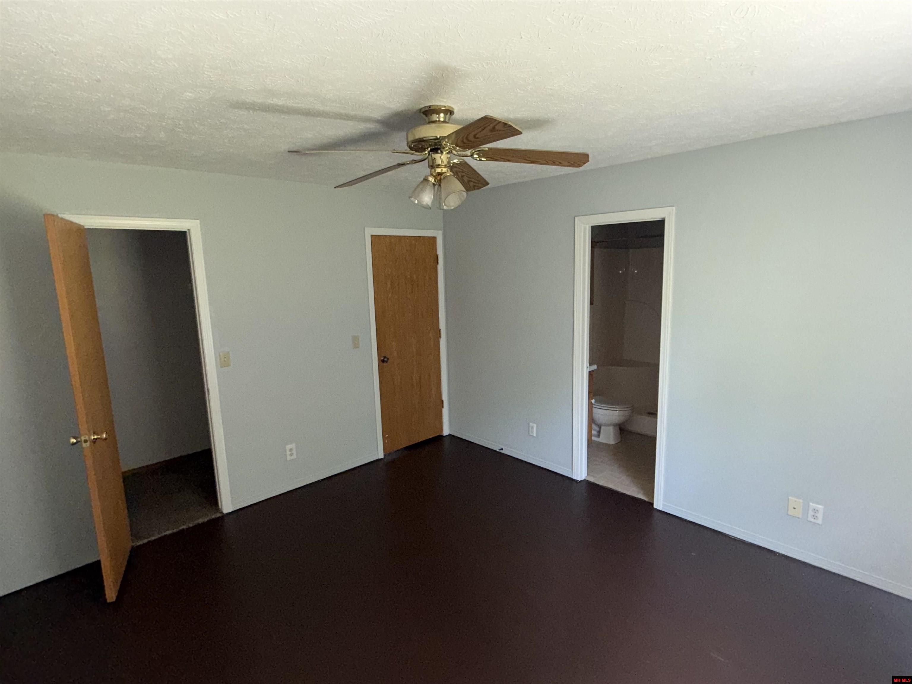 502 WALNUT STREET Flippin, AR