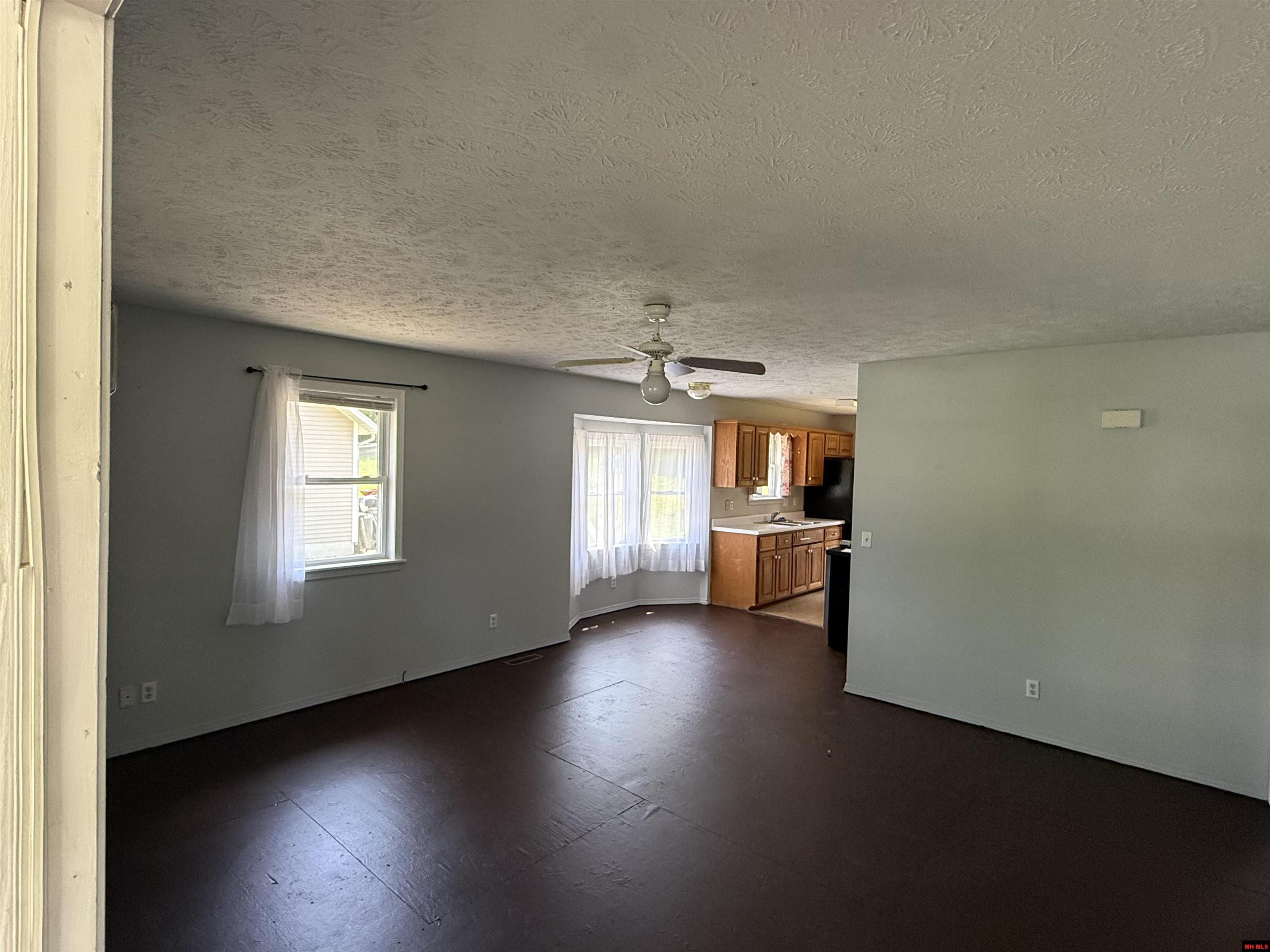 502 WALNUT STREET Flippin, AR