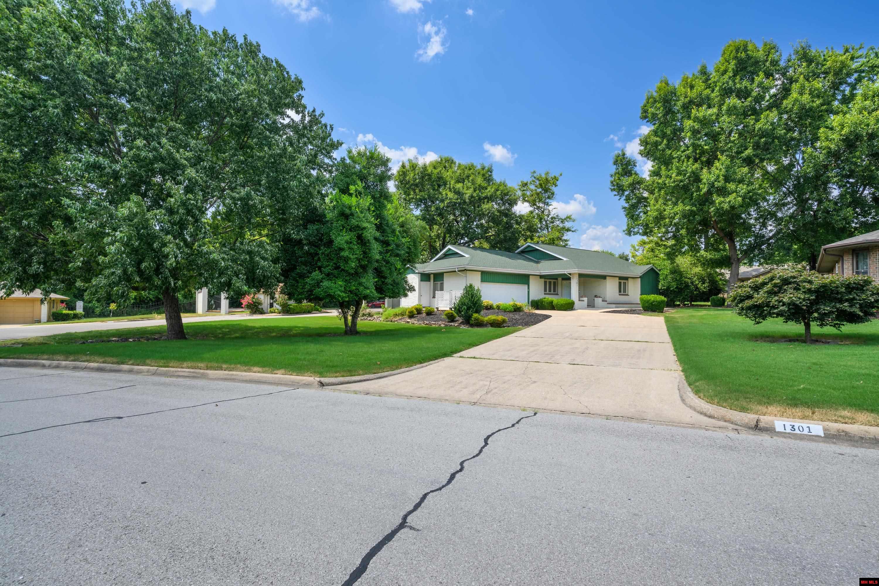 1301 PORTER LANE Mountain Home, AR