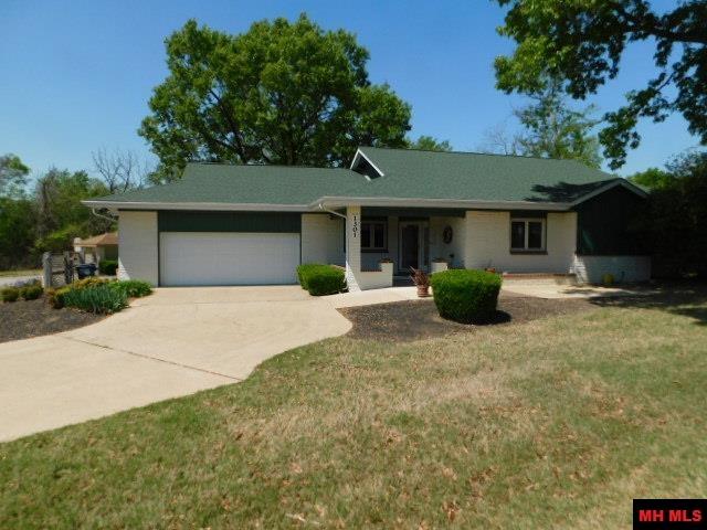 1301 PORTER LANE Mountain Home, AR