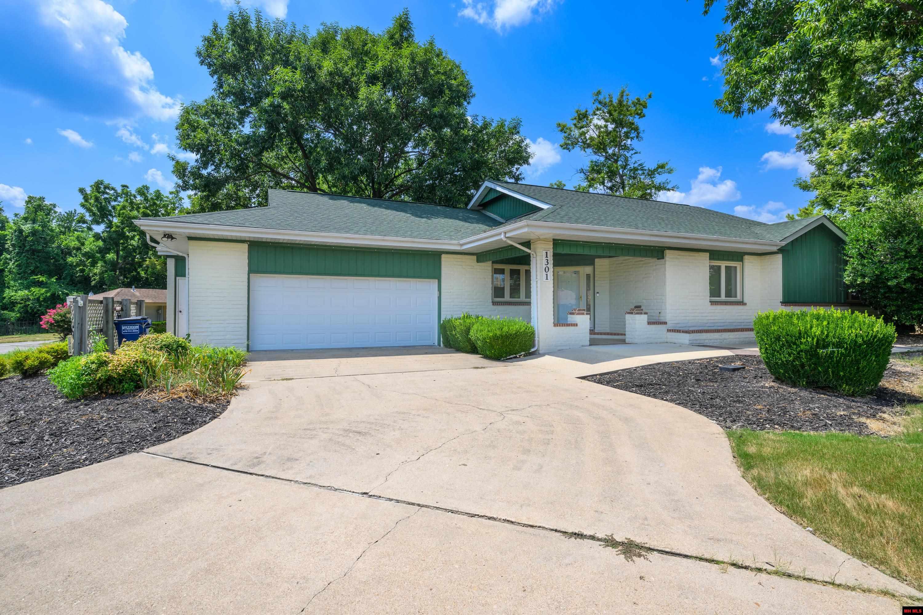 1301 PORTER LANE Mountain Home, AR