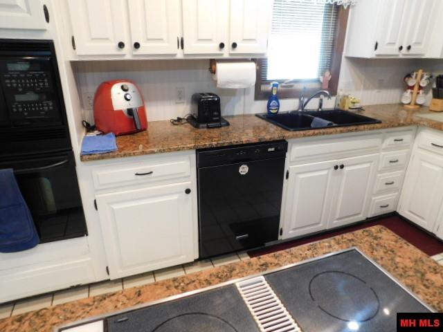 1301 PORTER LANE Mountain Home, AR