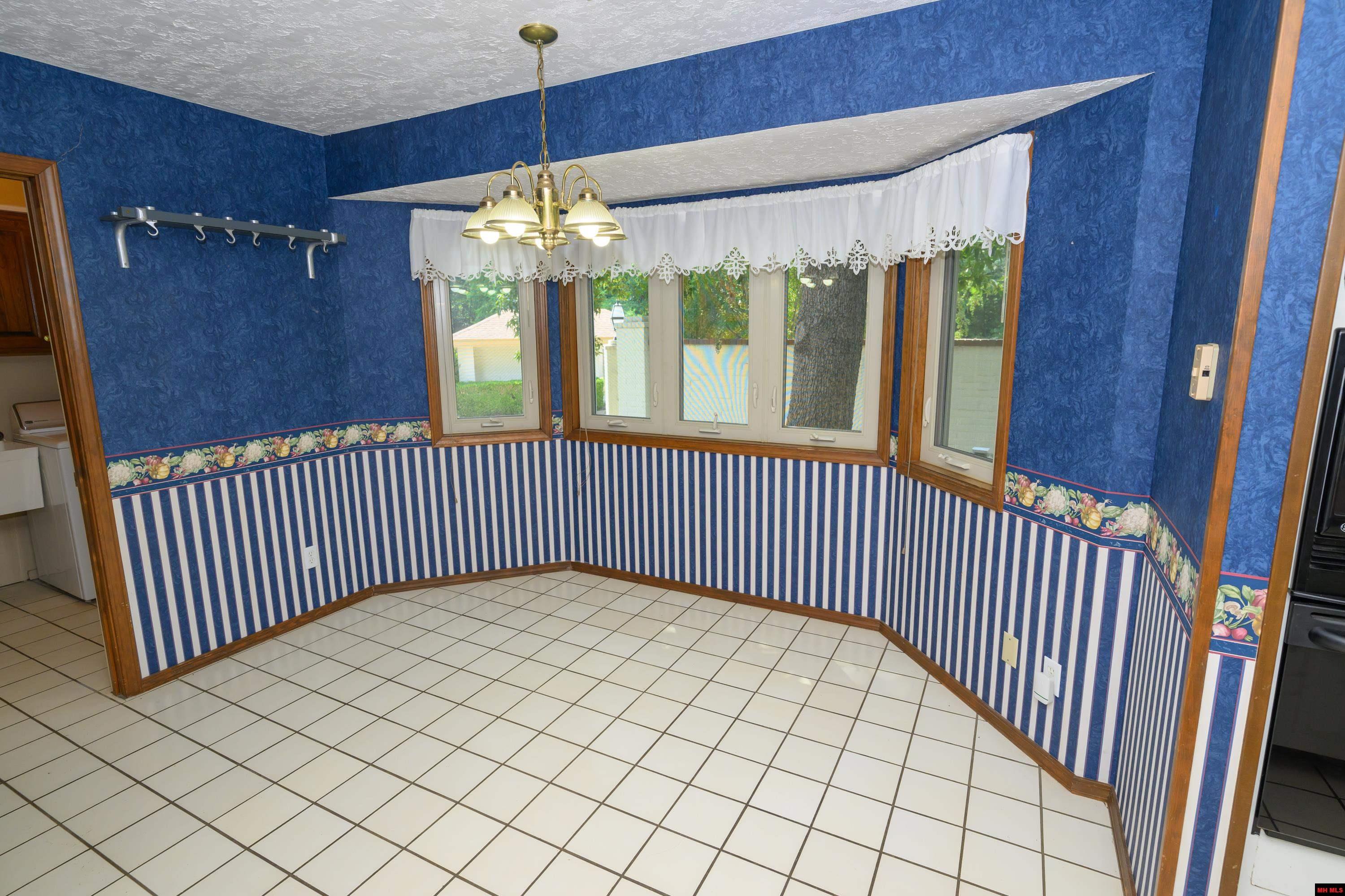 1301 PORTER LANE Mountain Home, AR