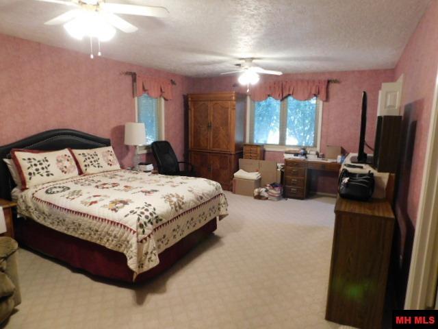 1301 PORTER LANE Mountain Home, AR