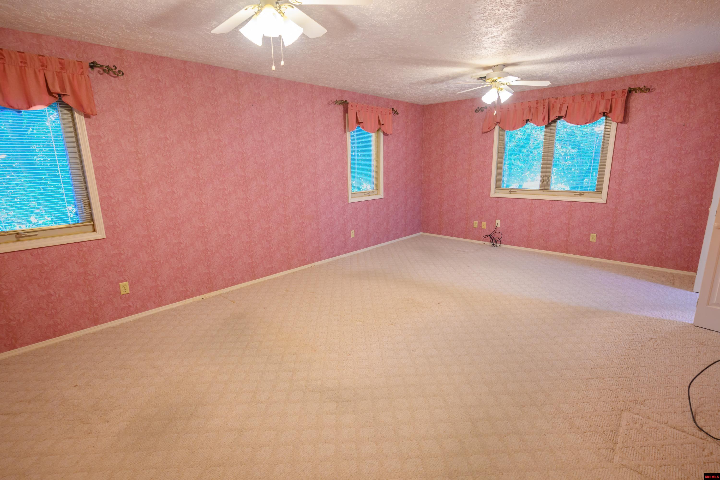 1301 PORTER LANE Mountain Home, AR