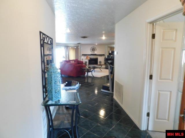 1301 PORTER LANE Mountain Home, AR
