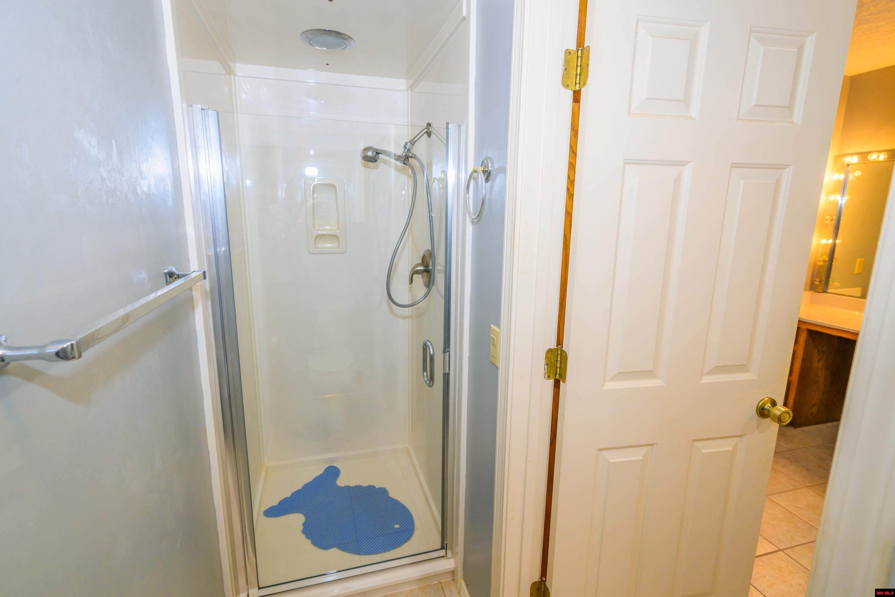 1301 PORTER LANE Mountain Home, AR