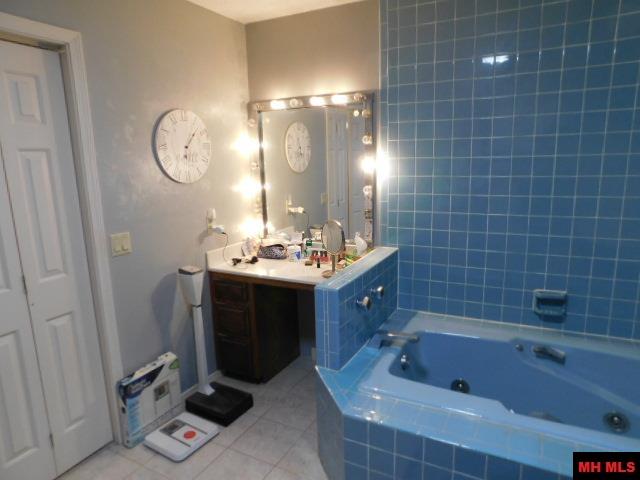 1301 PORTER LANE Mountain Home, AR