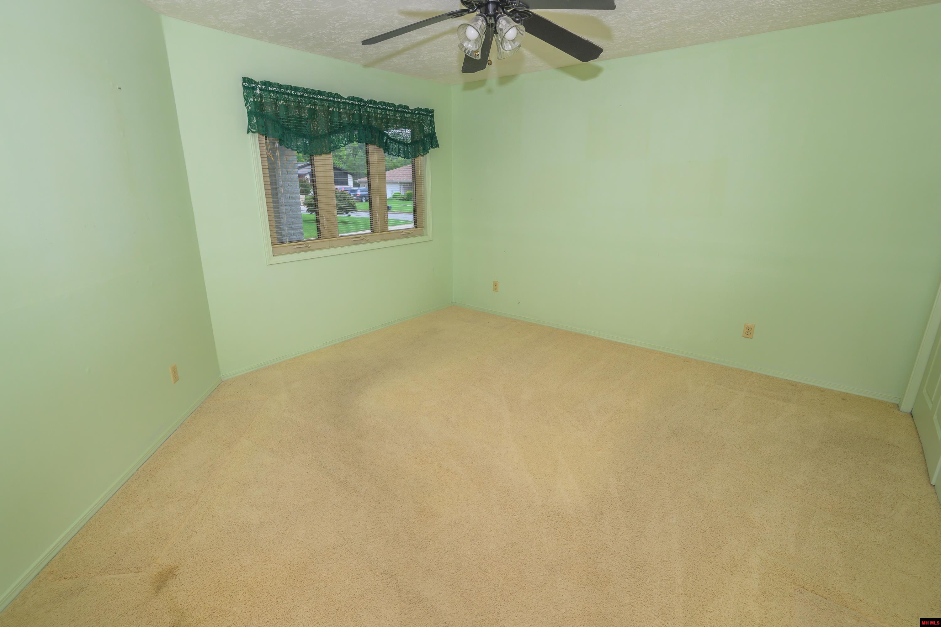 1301 PORTER LANE Mountain Home, AR