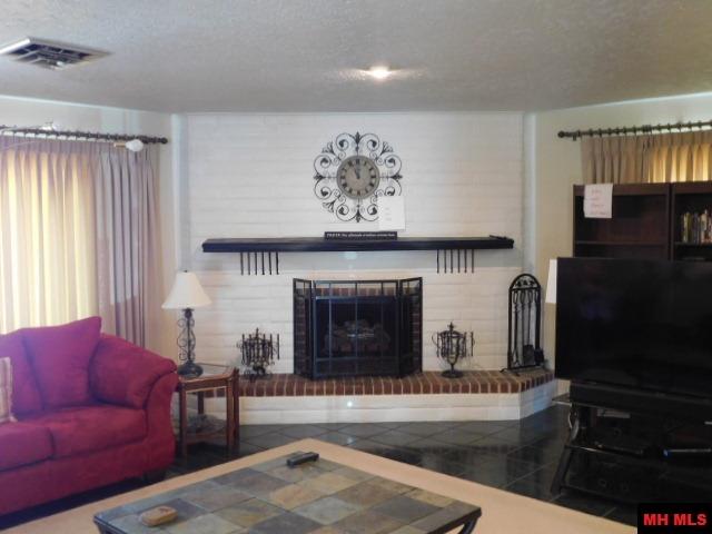 1301 PORTER LANE Mountain Home, AR