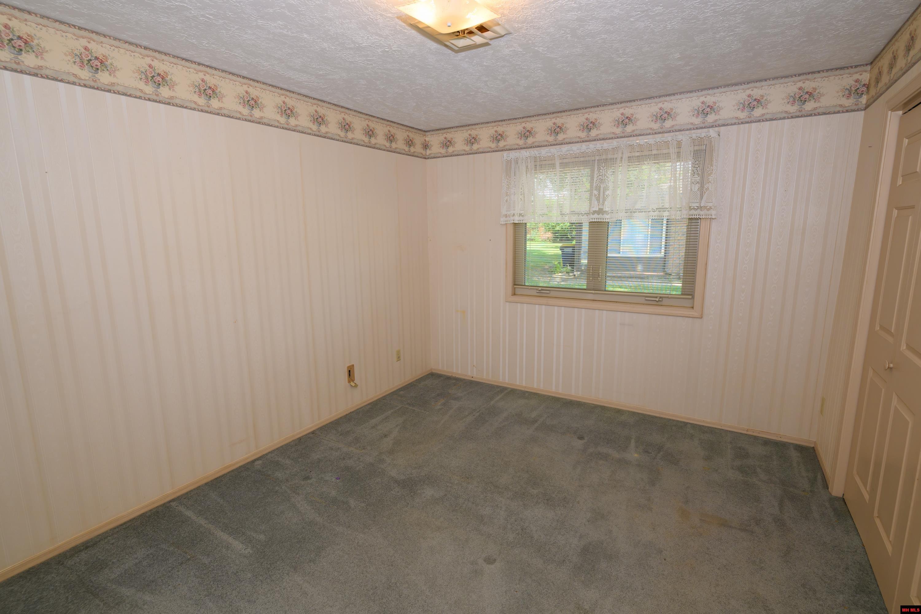 1301 PORTER LANE Mountain Home, AR