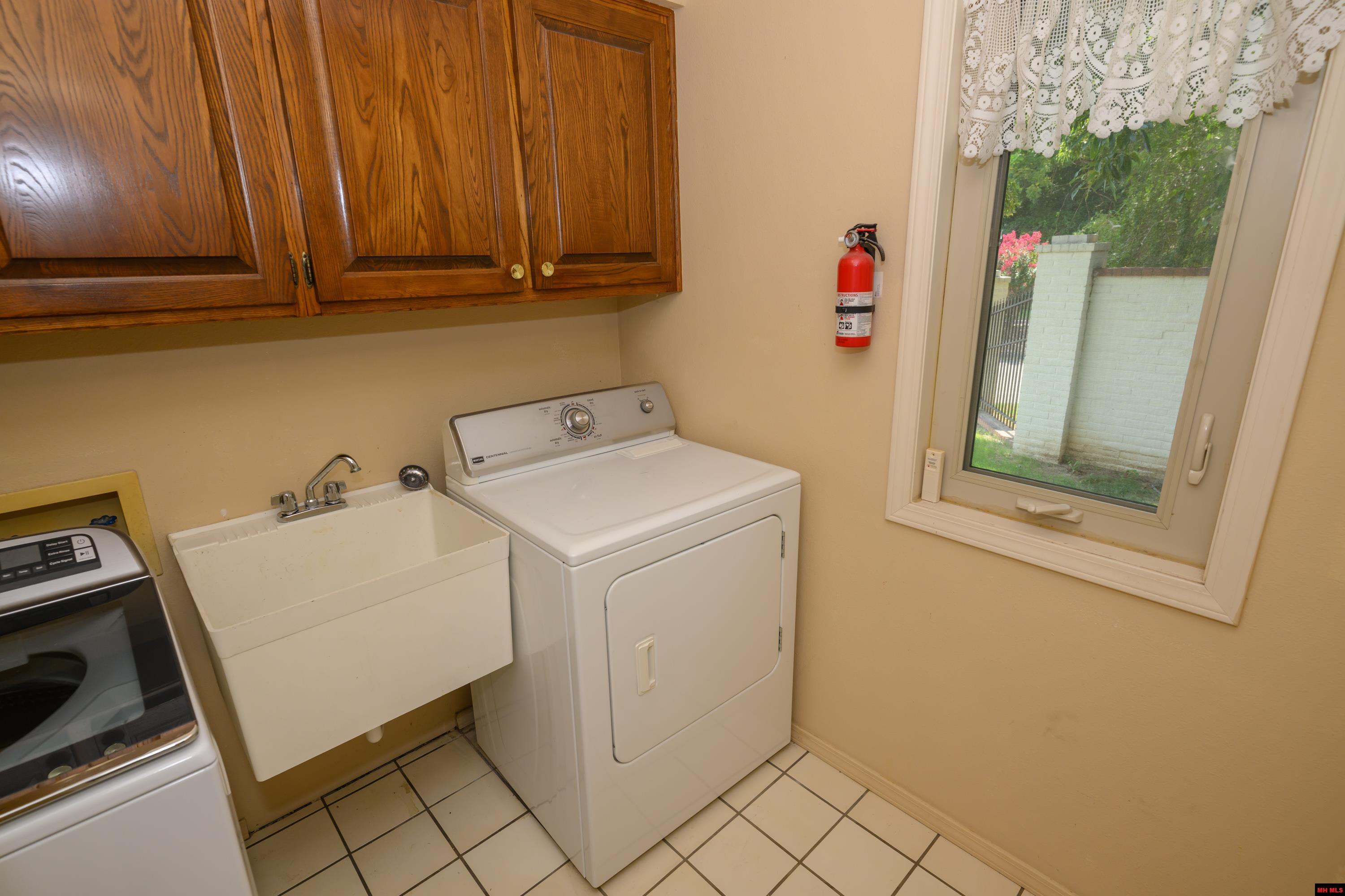 1301 PORTER LANE Mountain Home, AR