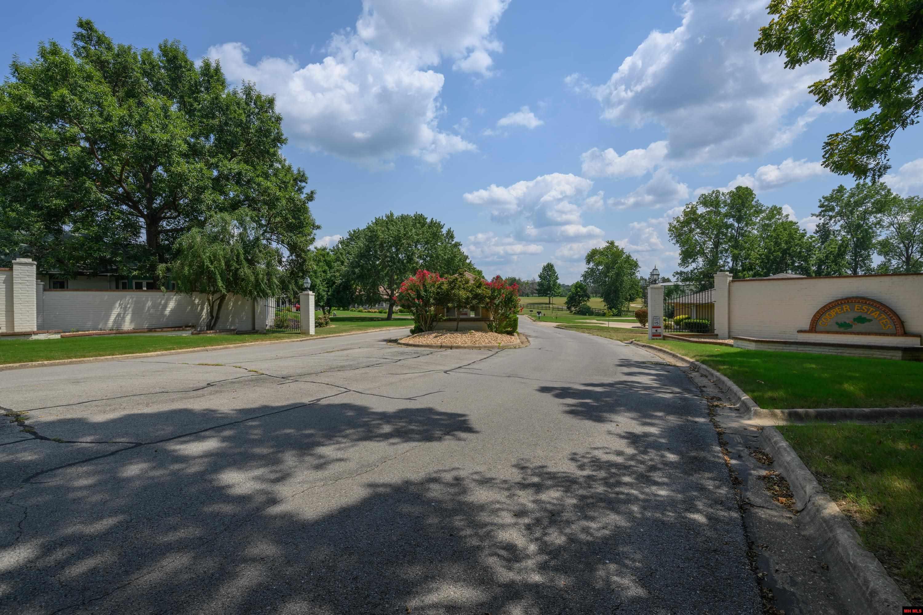 1301 PORTER LANE Mountain Home, AR