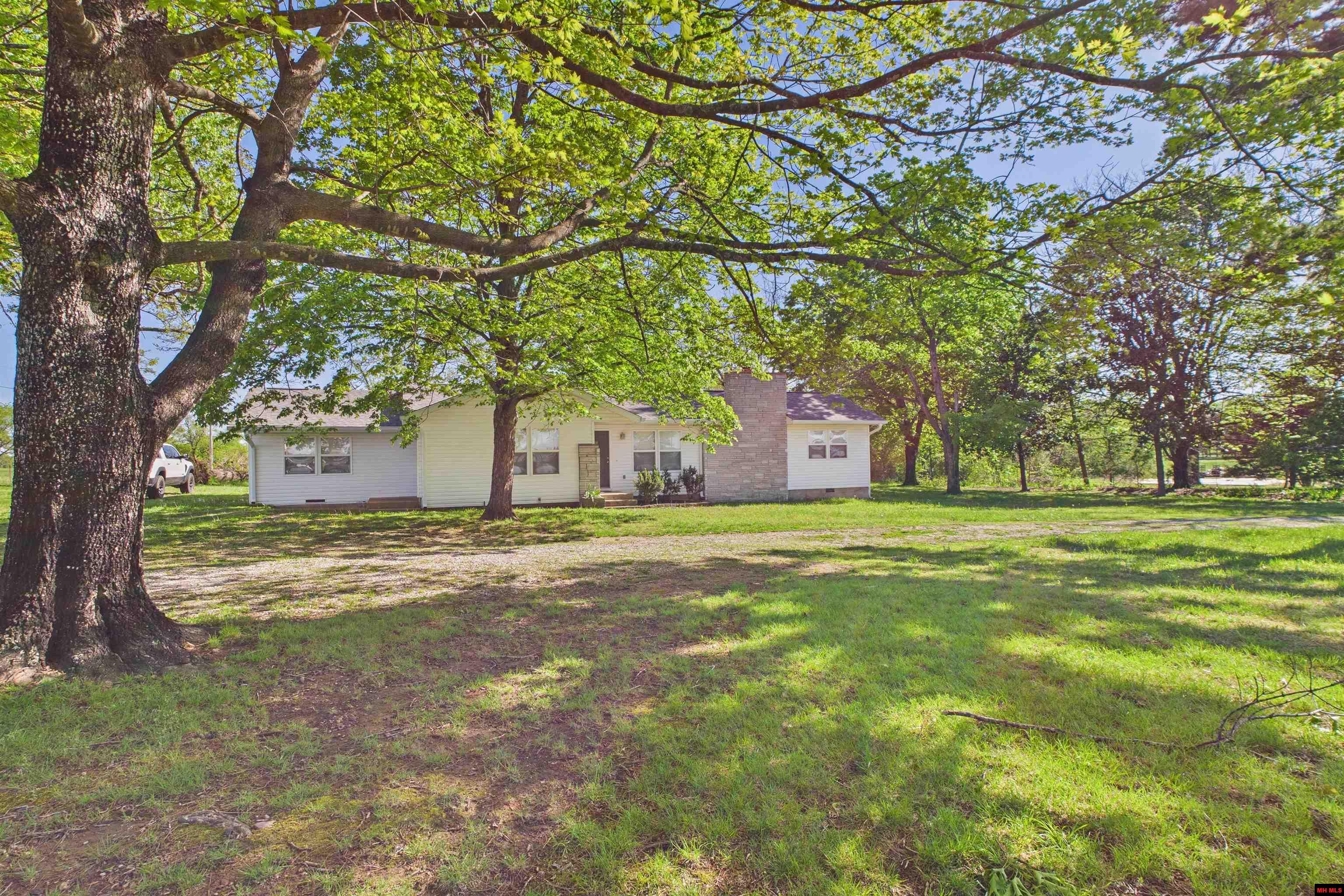 6392 HWY 62 WEST, Gassville, AR