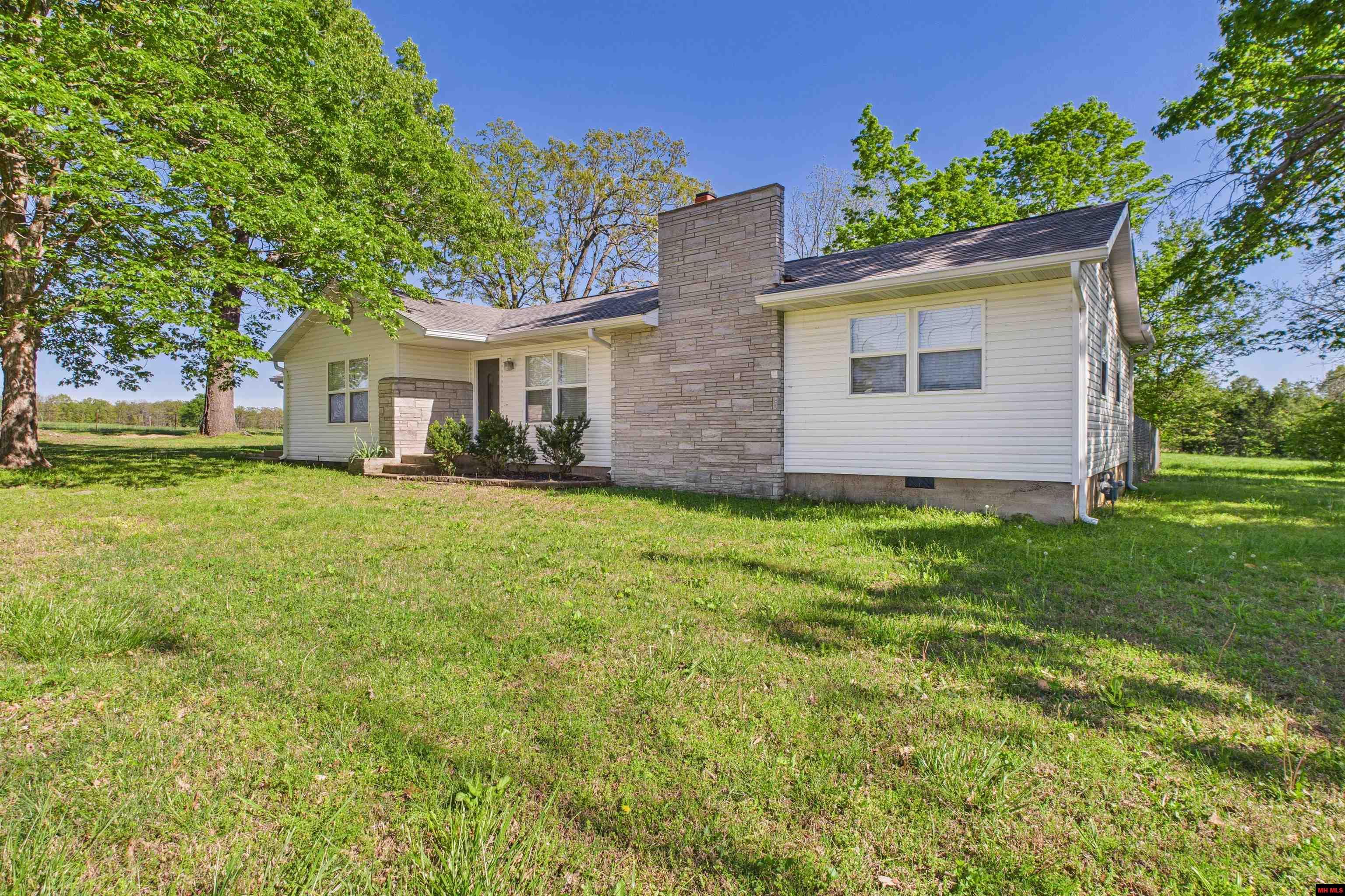 6392 HWY 62 WEST Gassville, AR