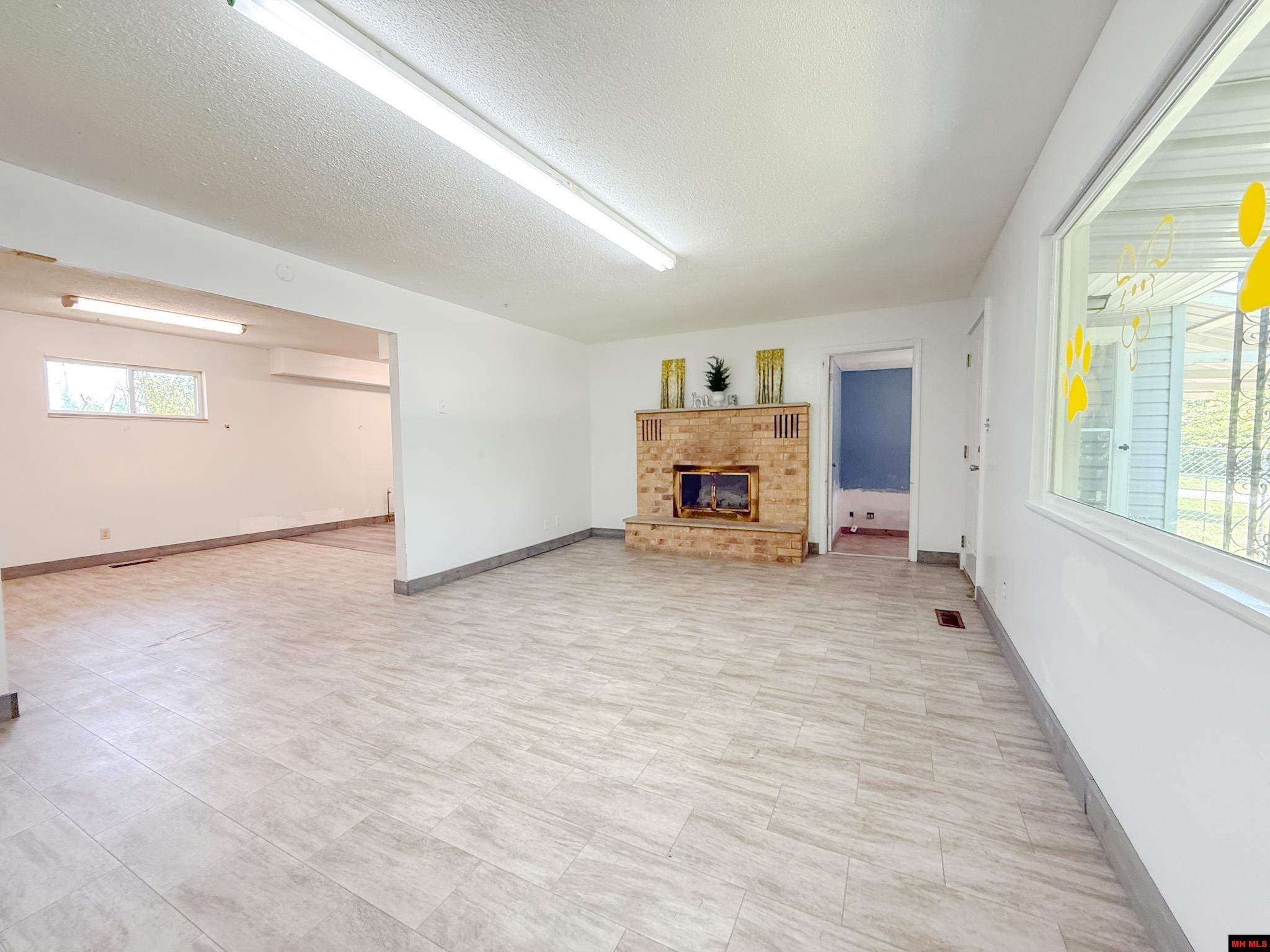 708 COOPER ESTATES DRIVE Mountain Home, AR 72653